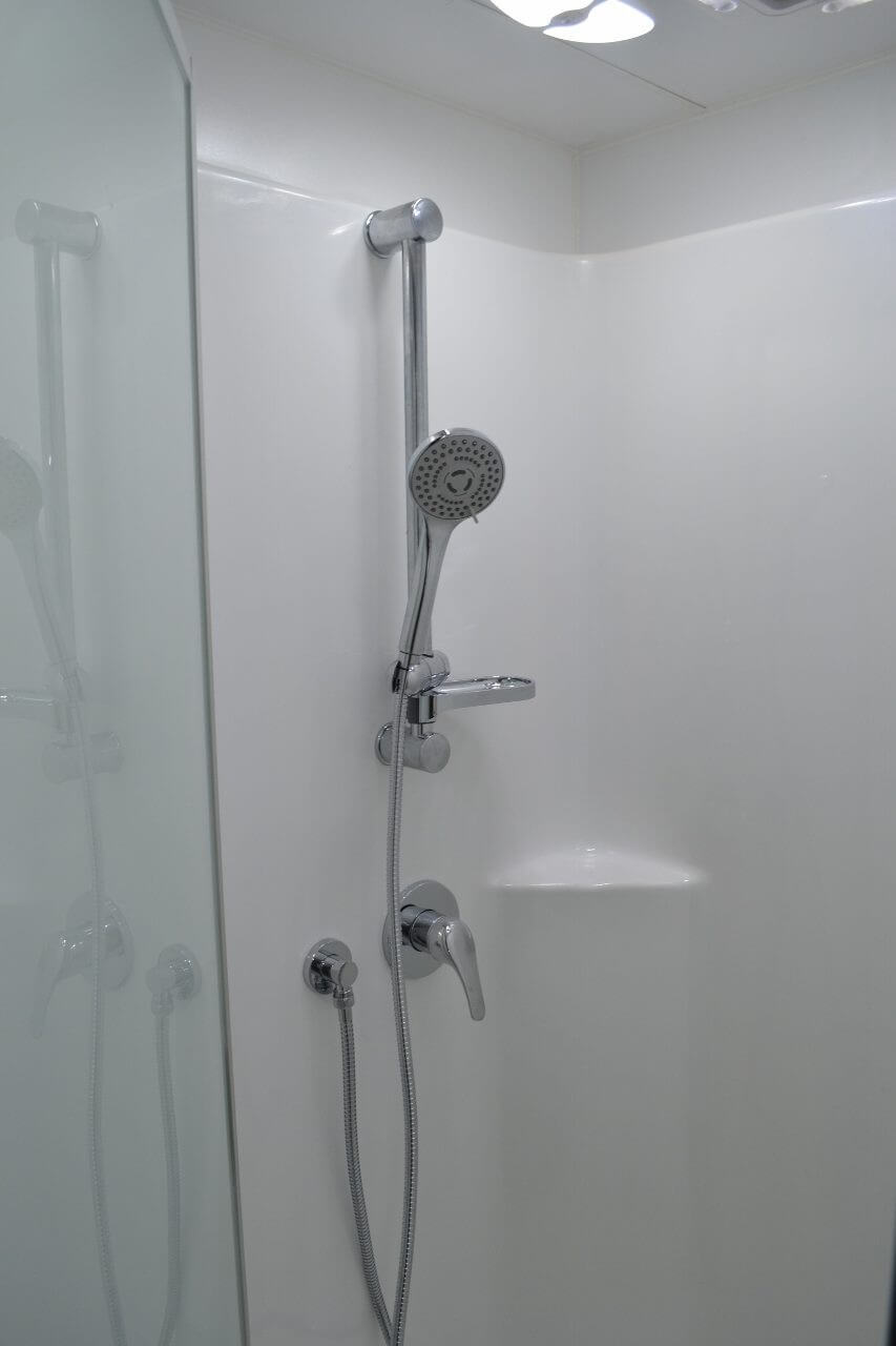 Blue Sky Emerald 19ft6 Centre Door