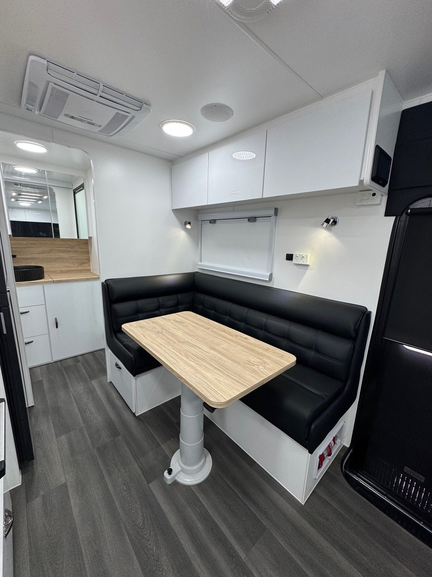 Blue Sky Ruby 18ft6 Offroad Caravan Centre Doo