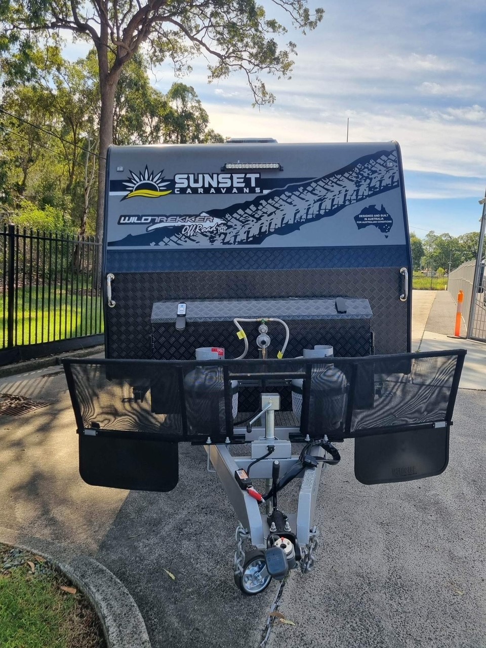 2024 Sunset Wildtrekker 21ft Off-Road With Oz Trekker Coil Off-Road Suspension & 400Amp BMPRO Lithium Batteries