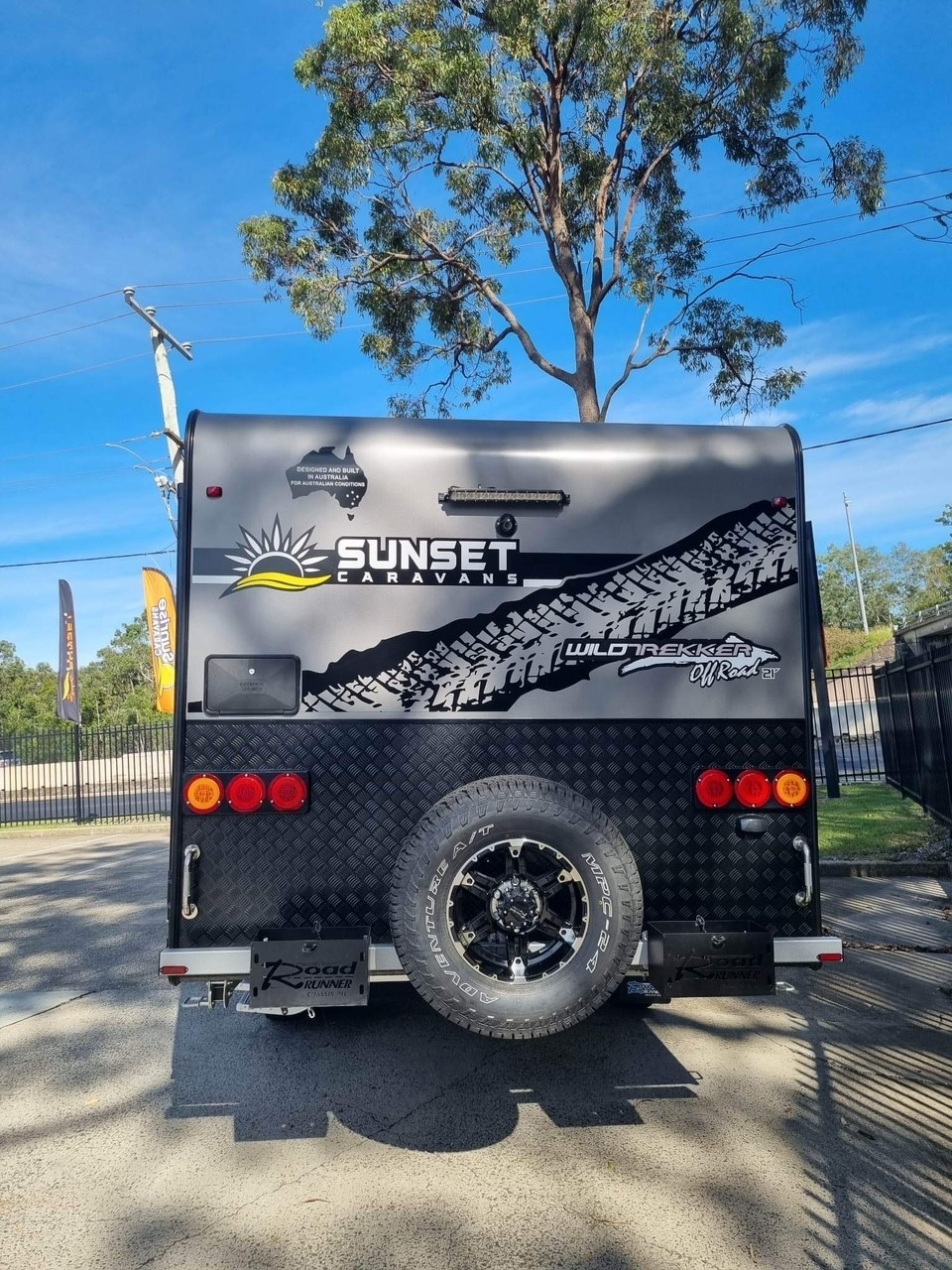 2024 Sunset Wildtrekker 21ft Off-Road With Oz Trekker Coil Off-Road Suspension & 400Amp BMPRO Lithium Batteries