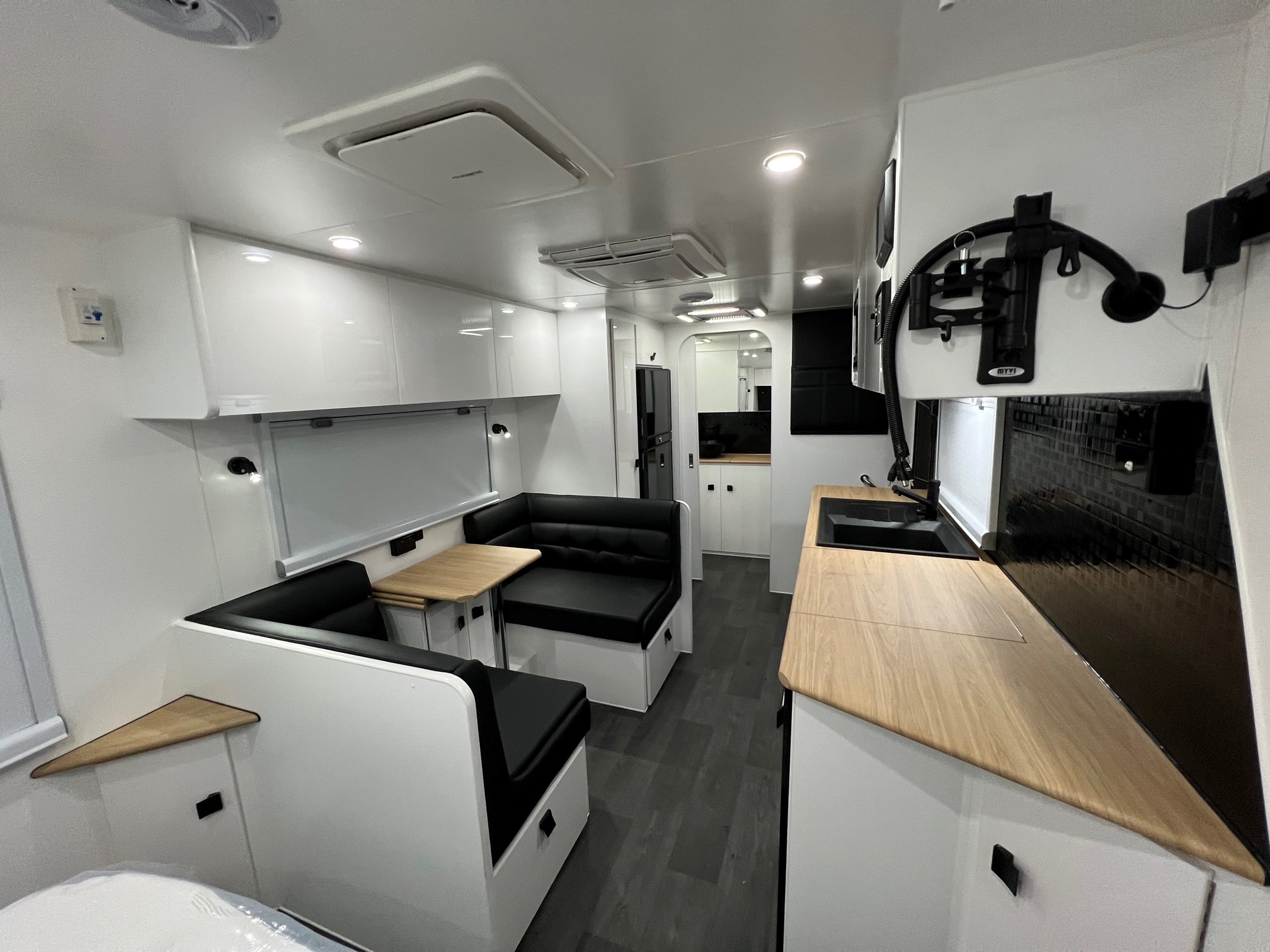 2024 Sunset Wildtrekker 21ft Off-Road With Oz Trekker Coil Off-Road Suspension & 400Amp BMPRO Lithium Batteries