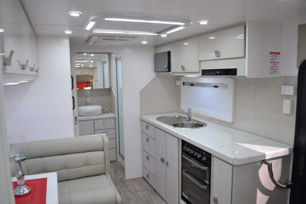 Montana Parklands 20ft6 Straight Kitchen