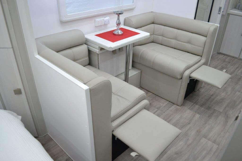 Montana Parklands 20ft6 Straight Kitchen