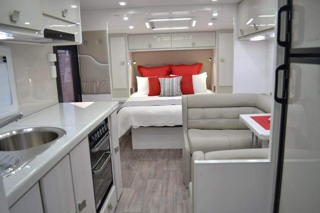 Montana Parklands 20ft6 Straight Kitchen