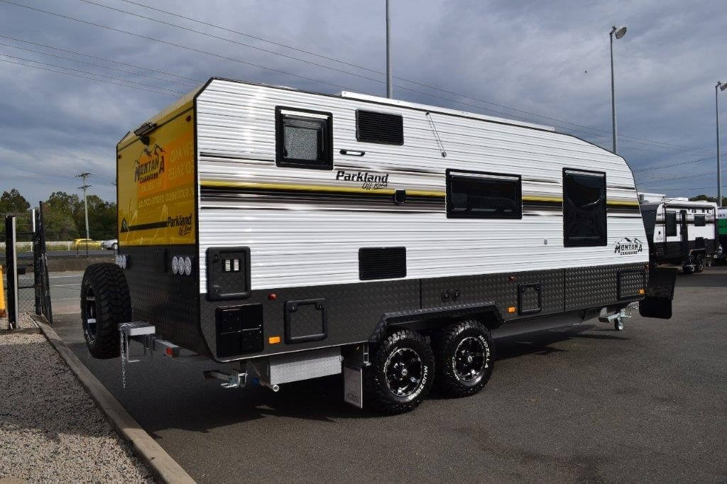 Montana Parklands 20ft6 Straight Kitchen