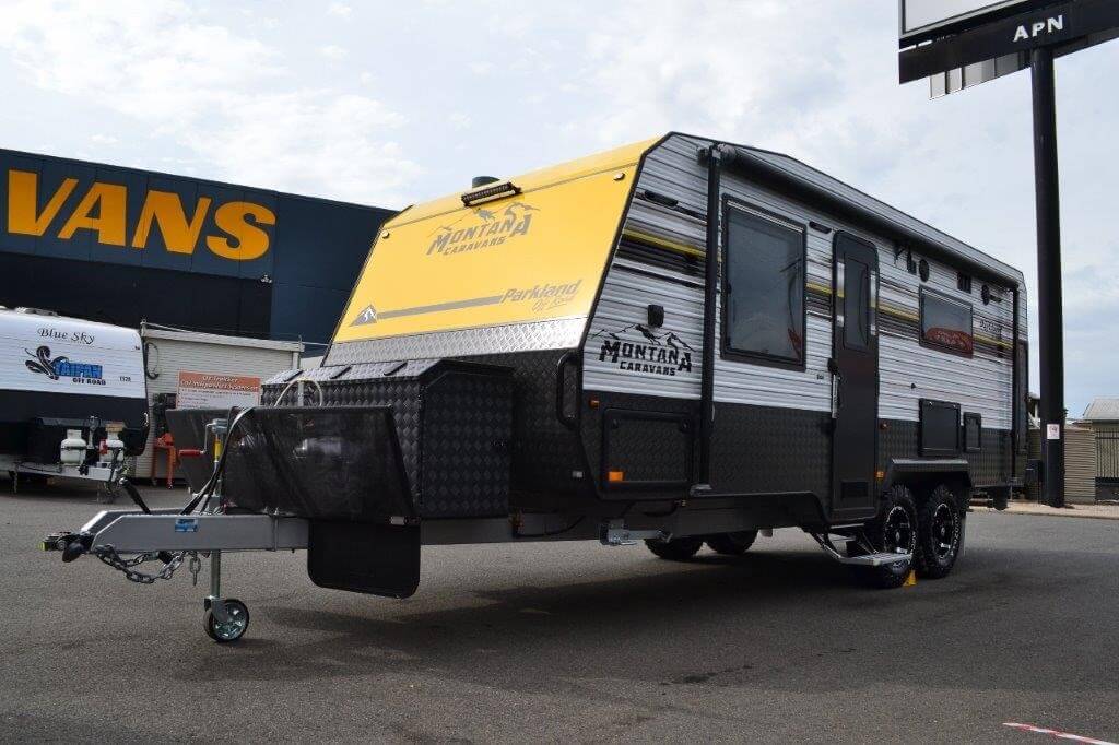 Montana Parklands 20ft6 Straight Kitchen