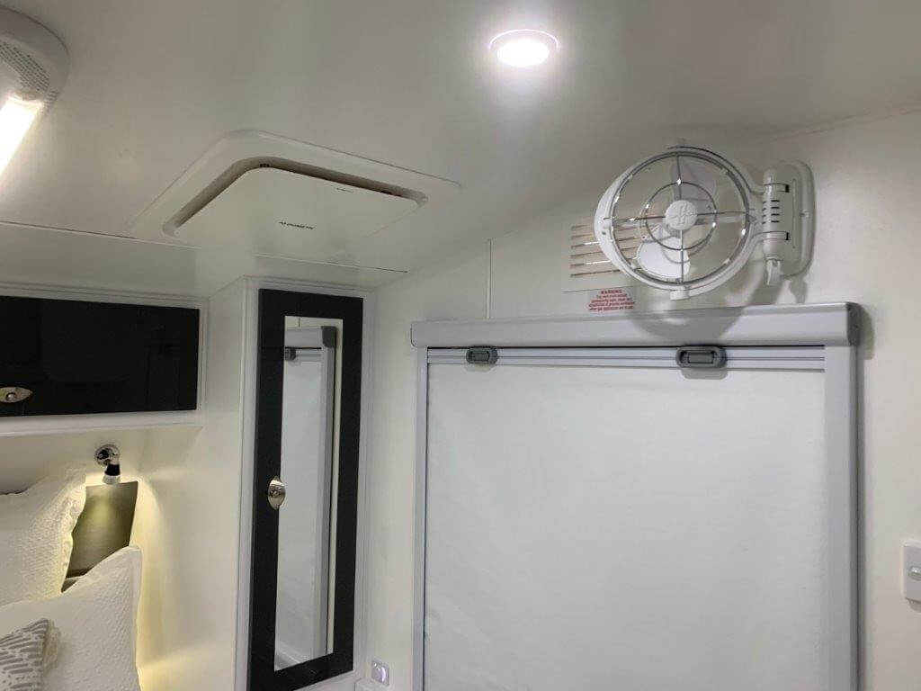 19ft8 Sunset Wildtrekker Off-Road with Stage 4 Self Levelling Airbag Suspension