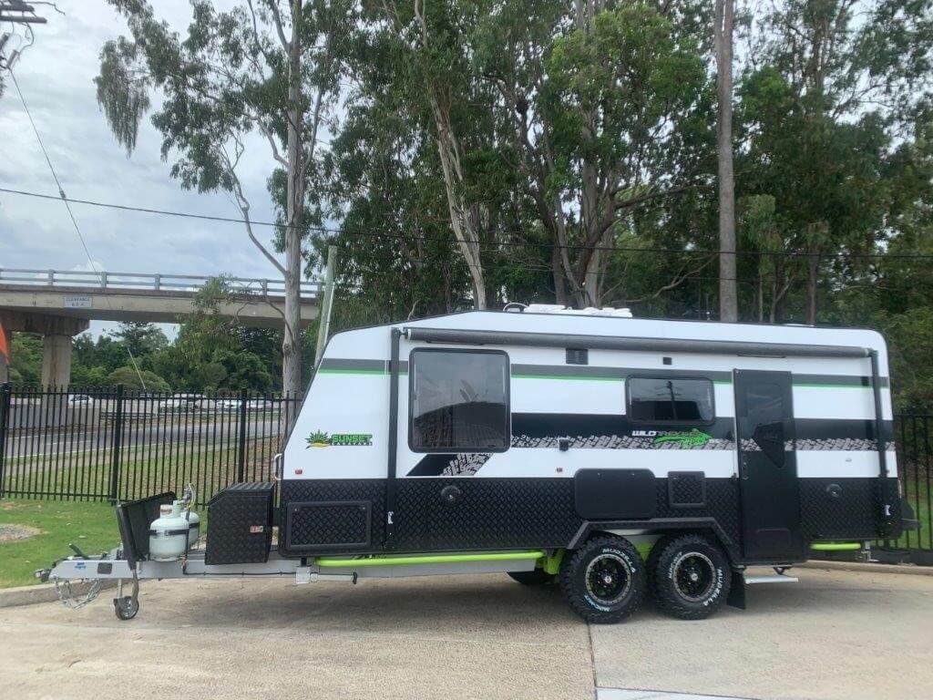 19ft8 Sunset Wildtrekker Off-Road with Stage 4 Self Levelling Airbag Suspension