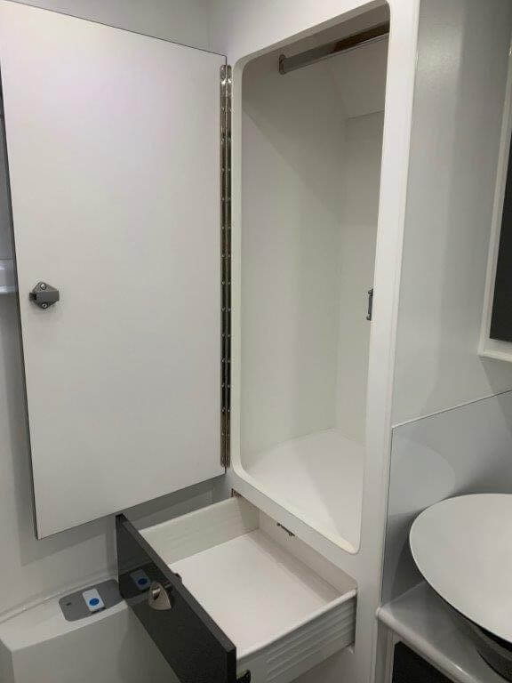 19ft8 Sunset Wildtrekker Off-Road with Stage 4 Self Levelling Airbag Suspension