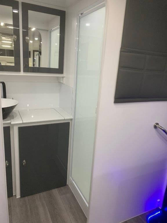 19ft8 Sunset Wildtrekker Off-Road with Stage 4 Self Levelling Airbag Suspension