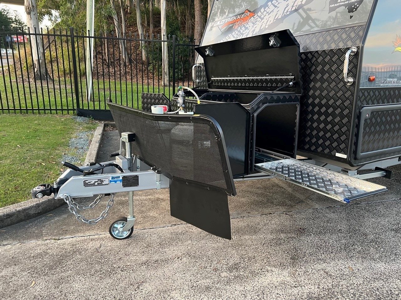 2024 Sunset Wildtrekker 18'9 Single Axle Off-Road With 400amp Lithium Batteries