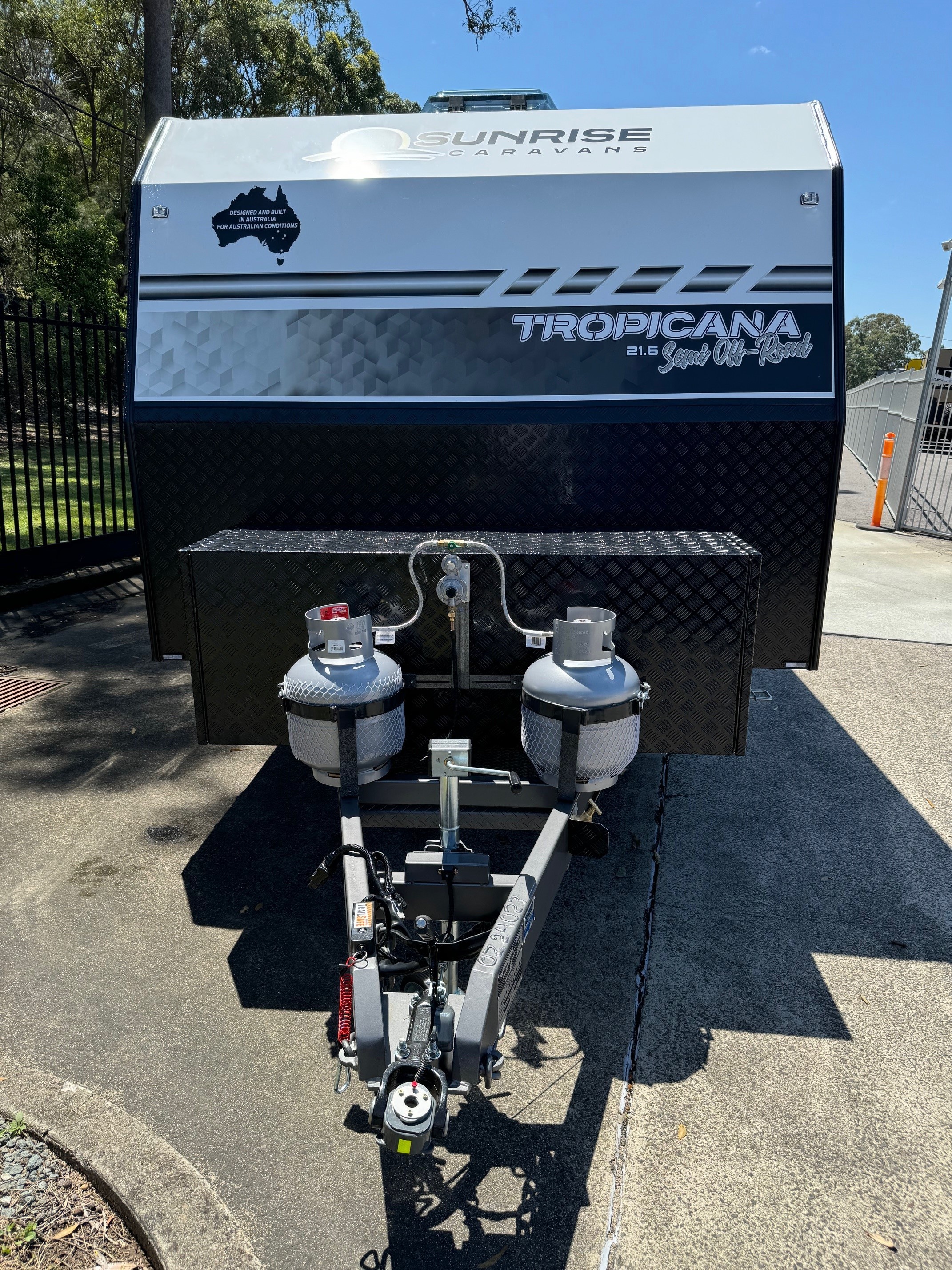 2024 21ft6 Sunrise Tropicana Semi Offroad With Aluminium Frame