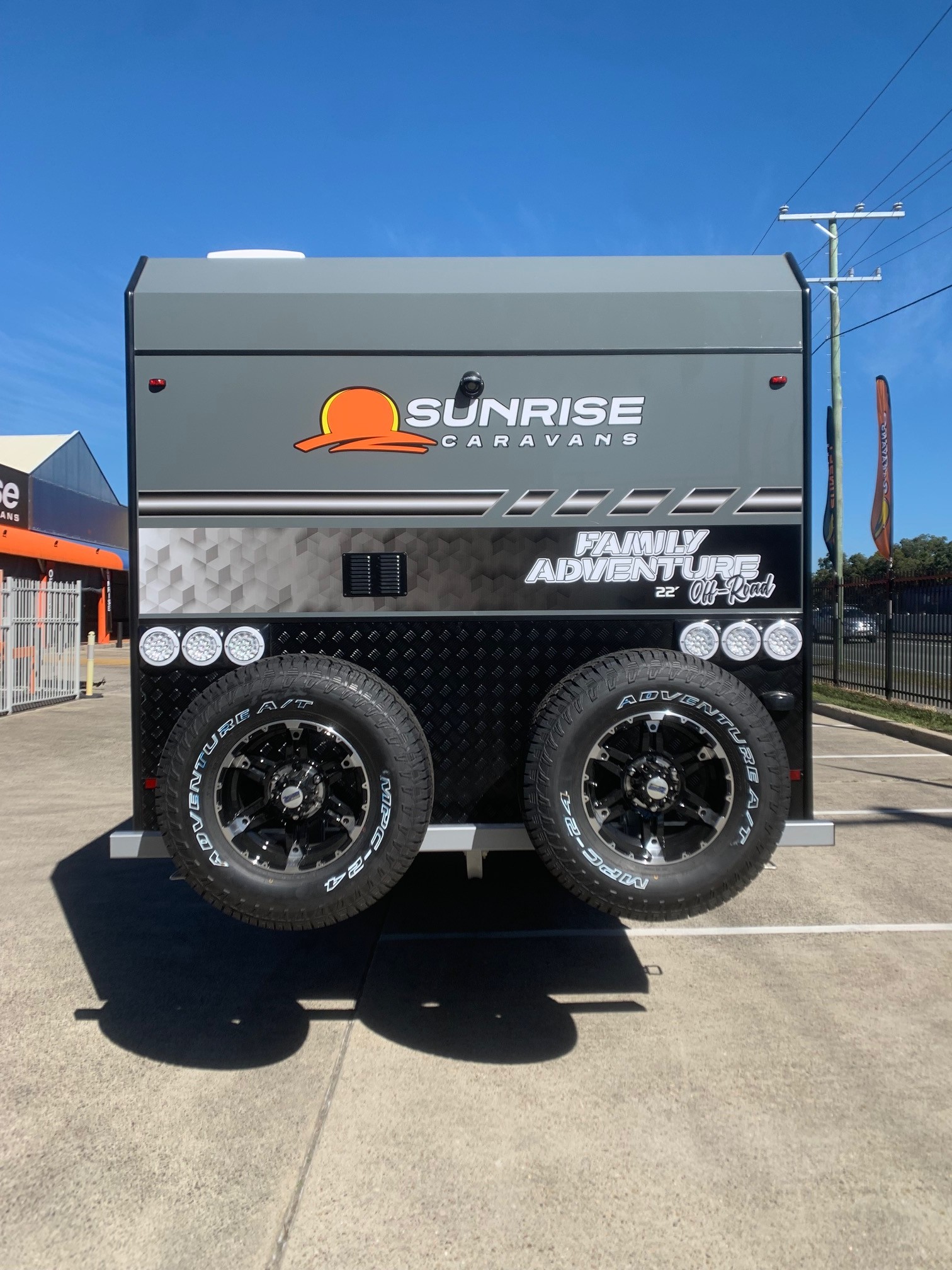 2023 21ft6 Sunrise Family Adventure Off-Road