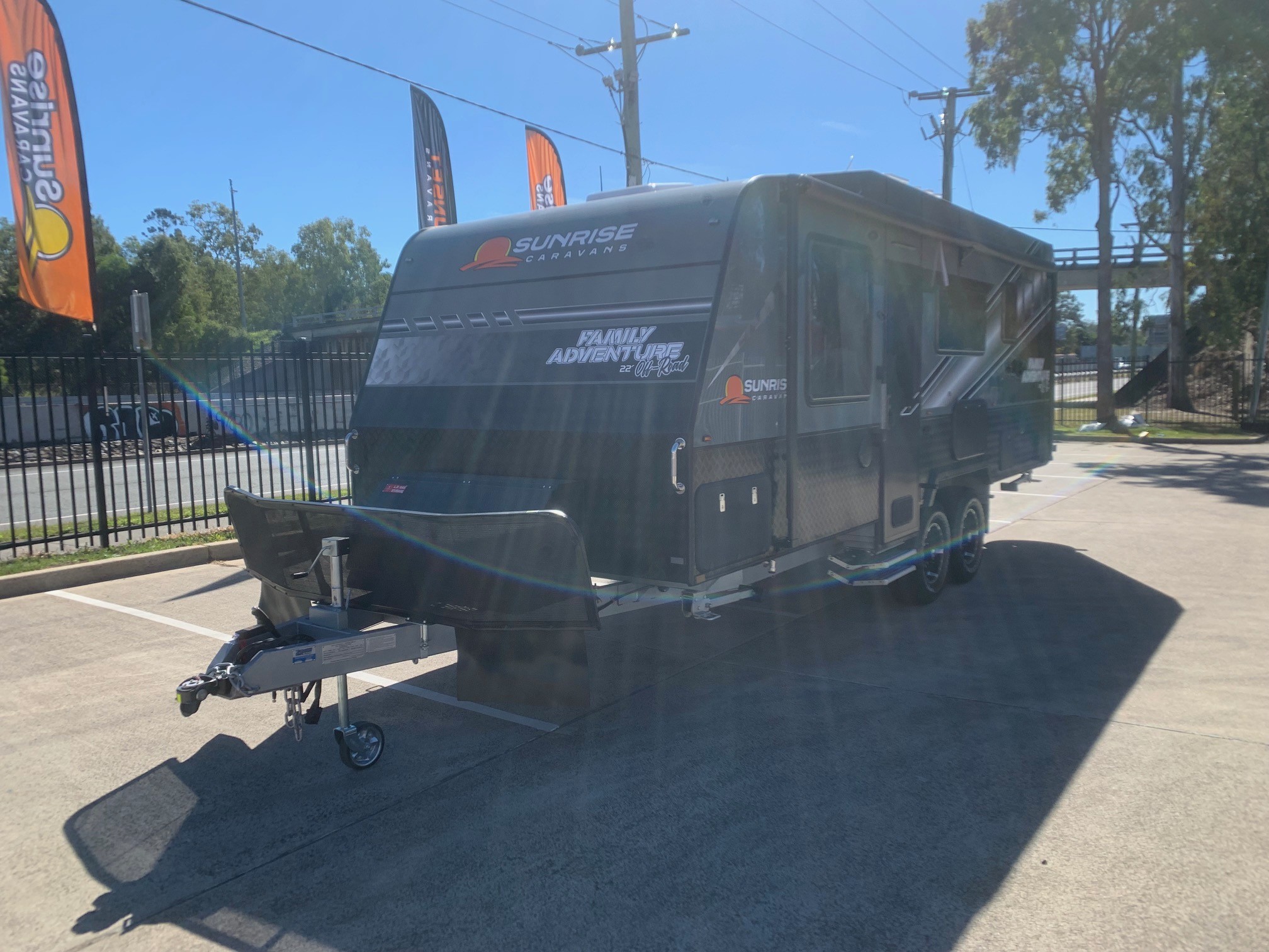 2023 21ft6 Sunrise Family Adventure Off-Road