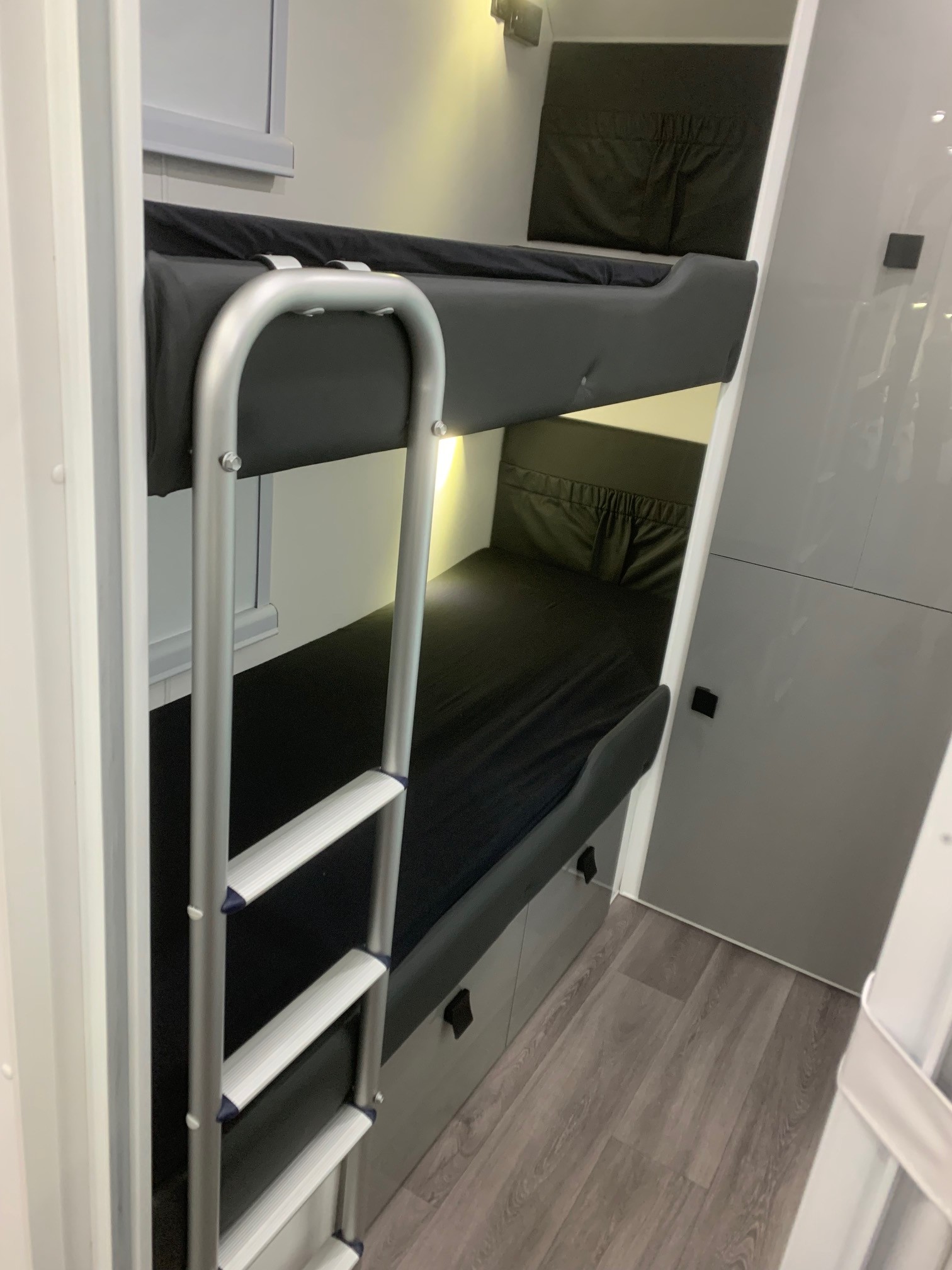 2023 21ft6 Sunrise Family Adventure Off-Road