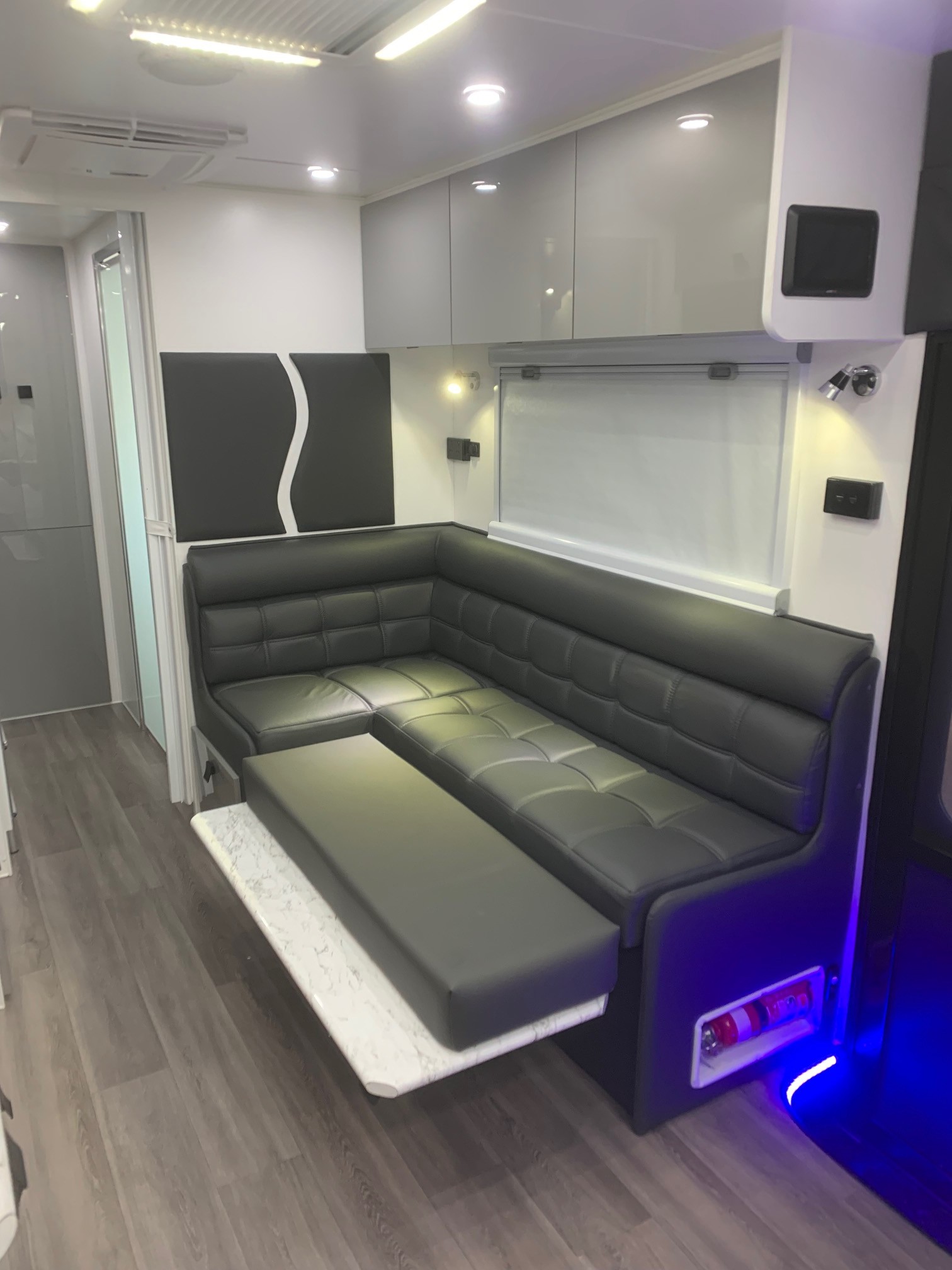 2023 21ft6 Sunrise Family Adventure Off-Road