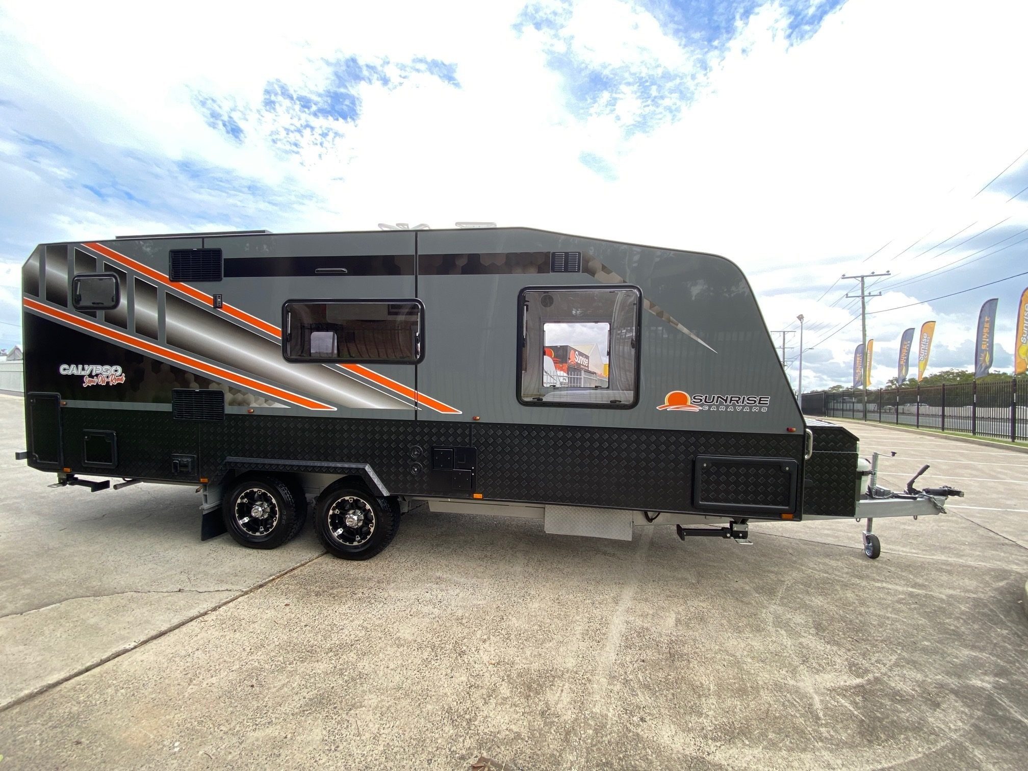 2025 Aluminium framed 22ft Sunrise Calypso With Club Lounge And Waterfall Bench