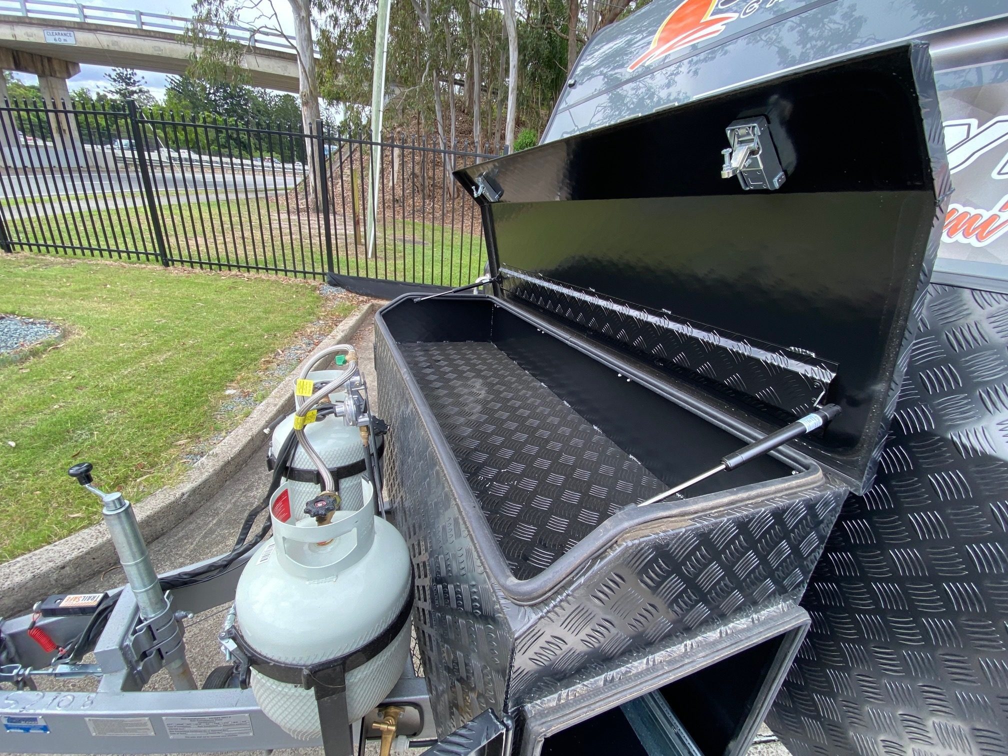 2025 Aluminium framed 22ft Sunrise Calypso With Club Lounge And Waterfall Bench