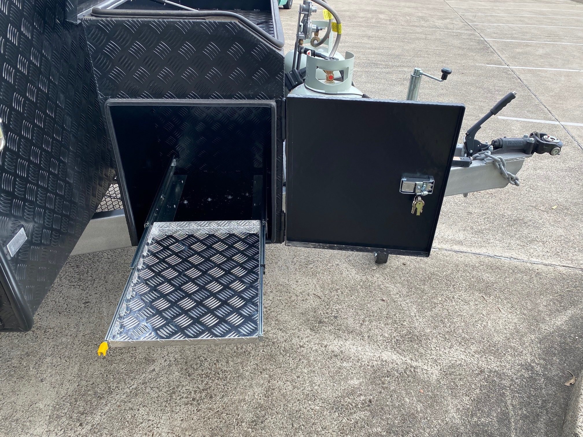 2025 Aluminium framed 22ft Sunrise Calypso With Club Lounge And Waterfall Bench