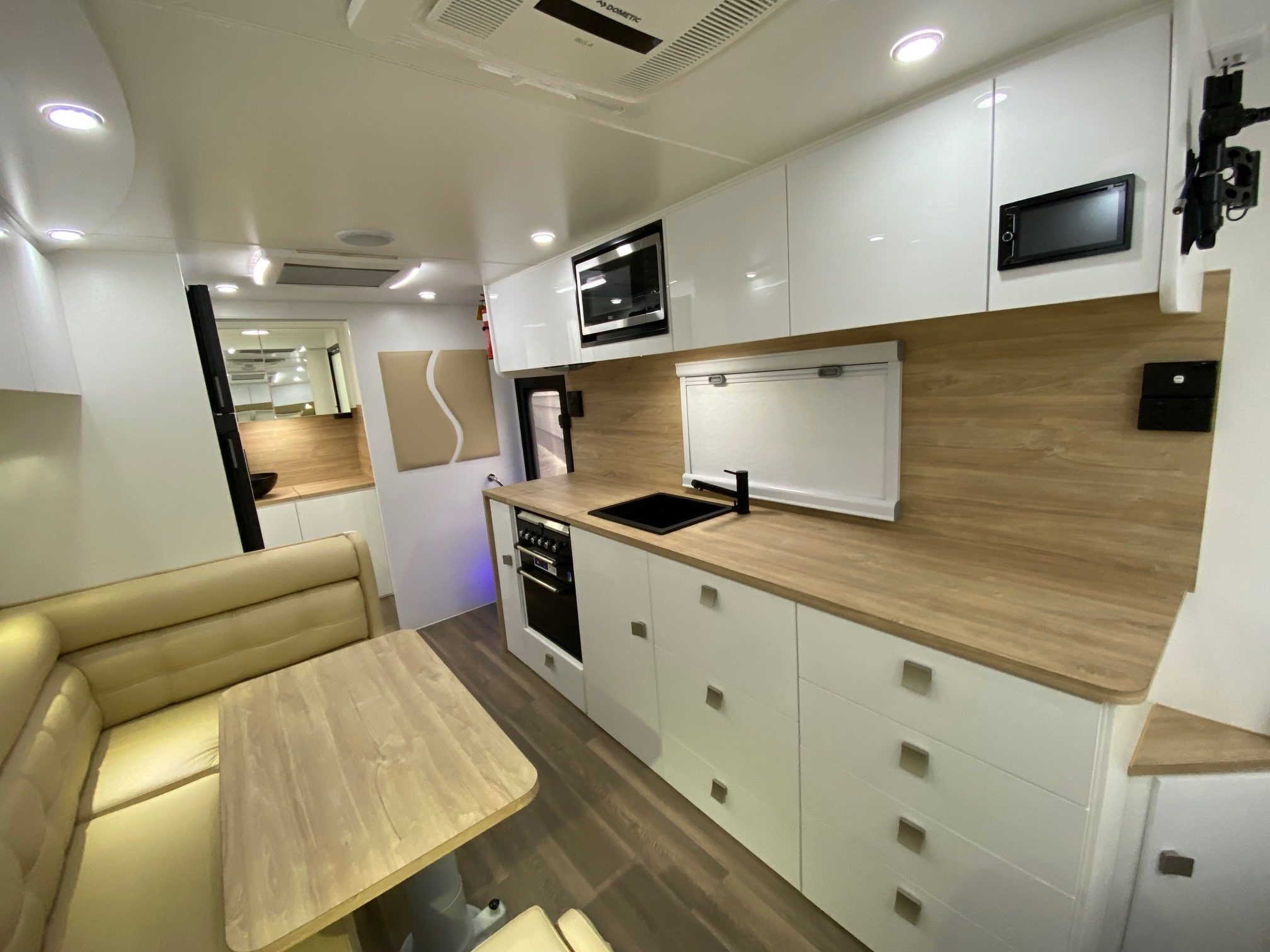 2025 Aluminium framed 22ft Sunrise Calypso With Club Lounge And Waterfall Bench