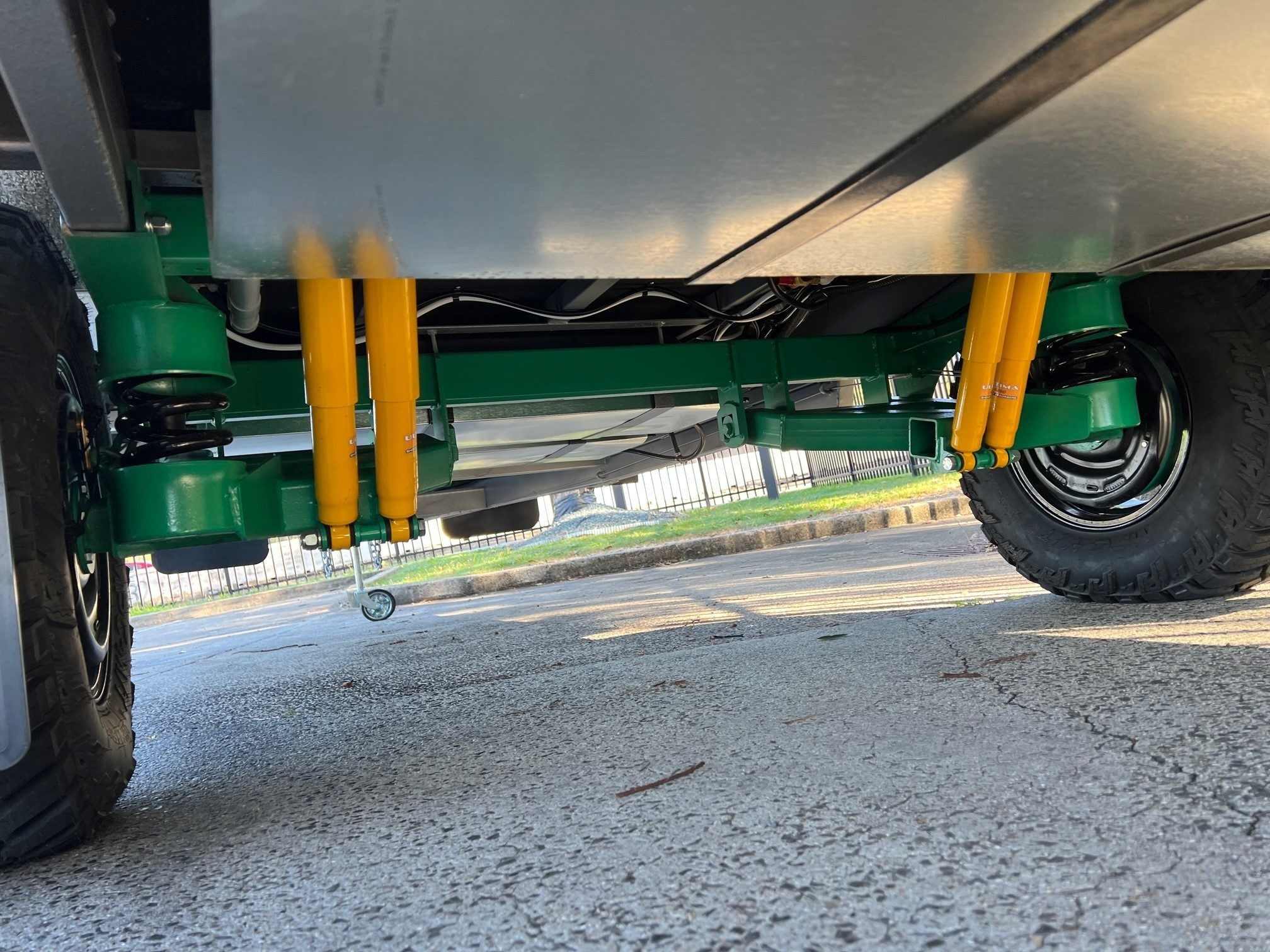 2023 New Design Caravan Expedition Rear Door 18ft9 Off-Road