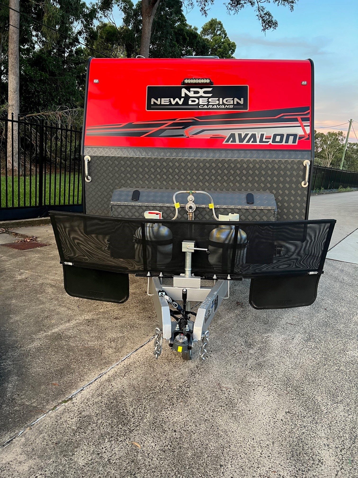 2024 New Design Caravan Avalon Centre Door 18ft6 Off-Road