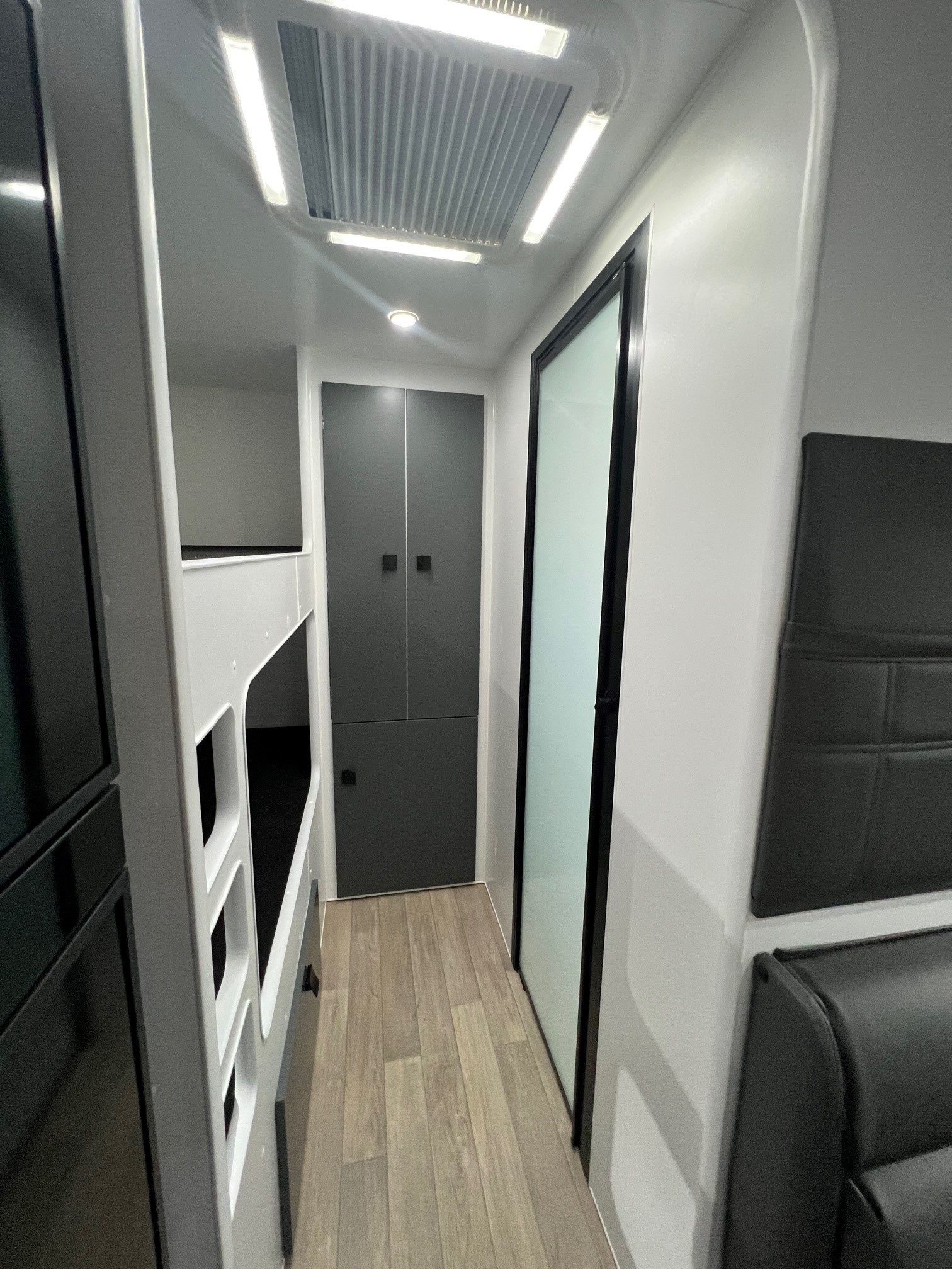 2023 New Design Caravan 21ft6 Double Bunk Family Trekker