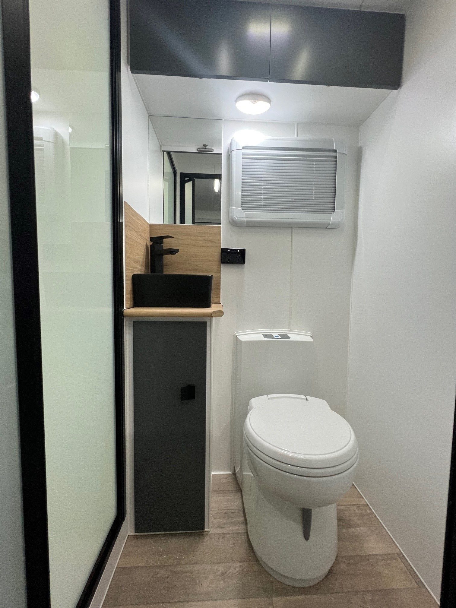 2023 New Design Caravan 21ft6 Double Bunk Family Trekker