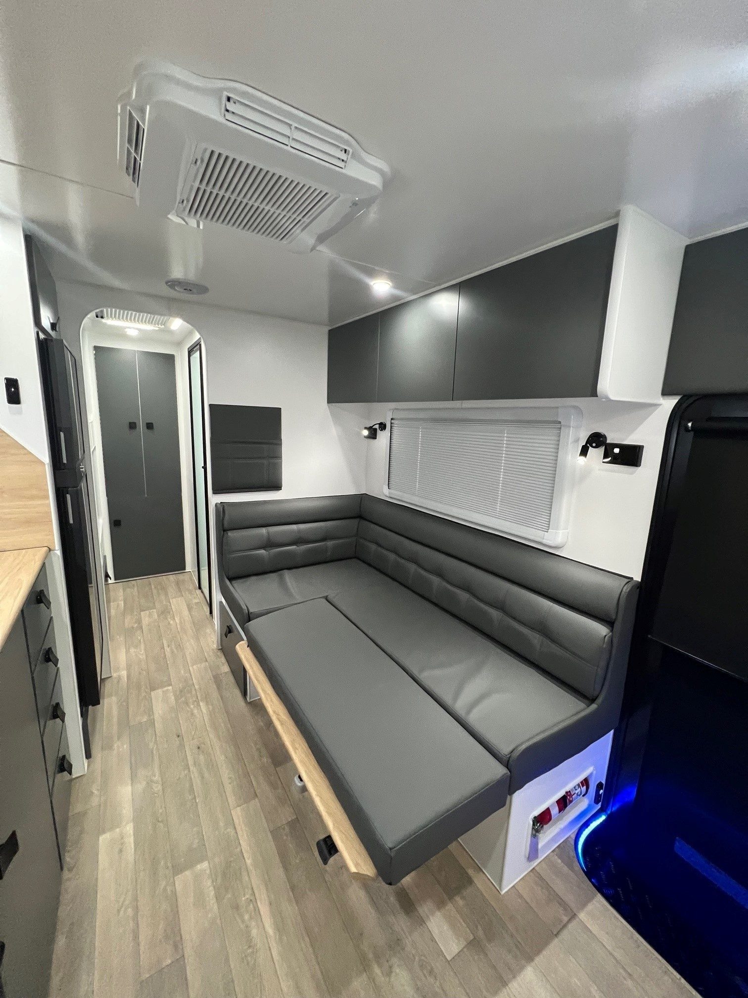 2023 New Design Caravan 21ft6 Double Bunk Family Trekker