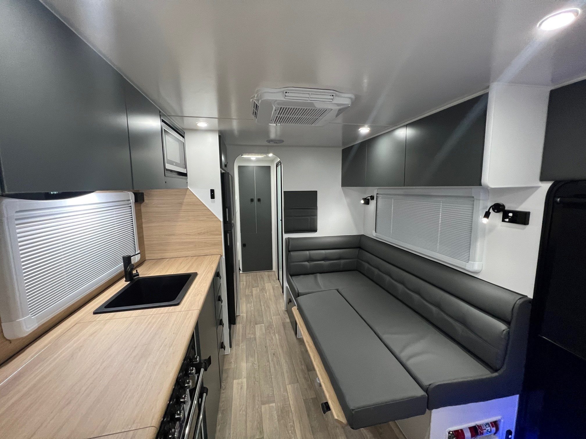 2023 New Design Caravan 21ft6 Double Bunk Family Trekker
