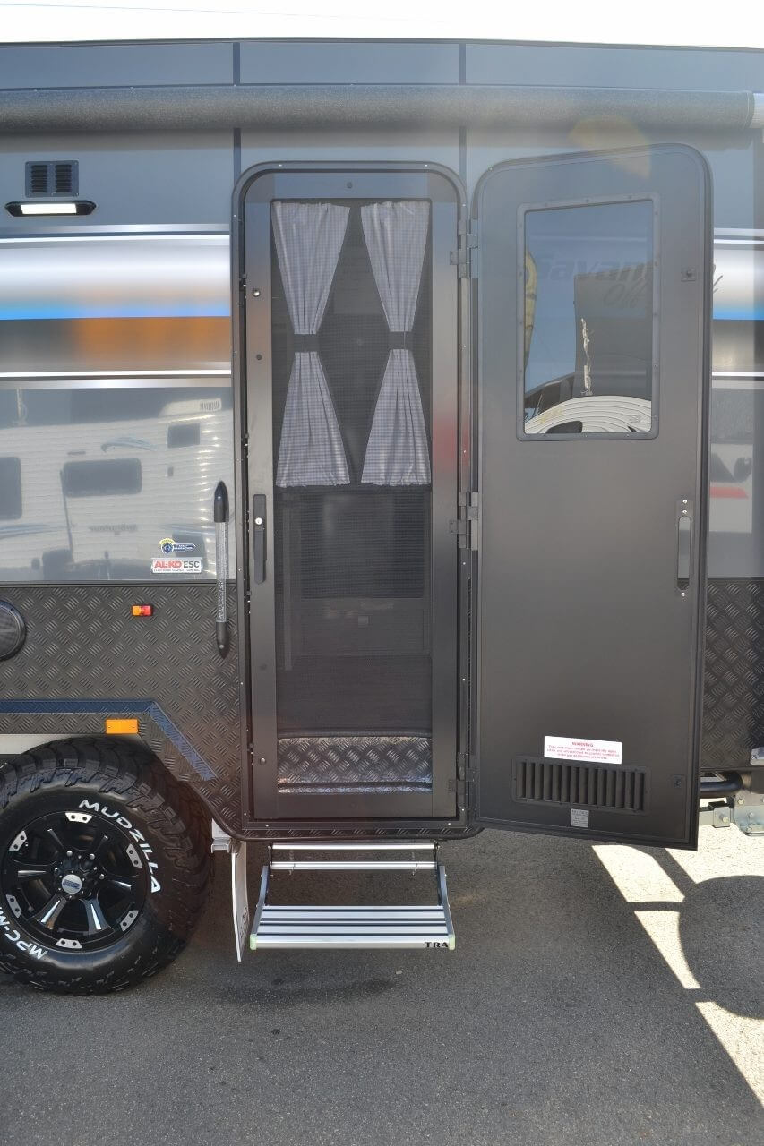 Montana Savannah 19ft6 Luxurious Off-Roader