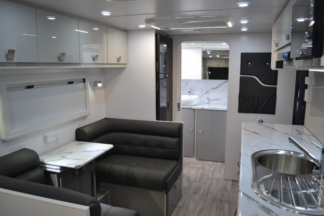 Montana Savannah 19ft6 Luxurious Off-Roader