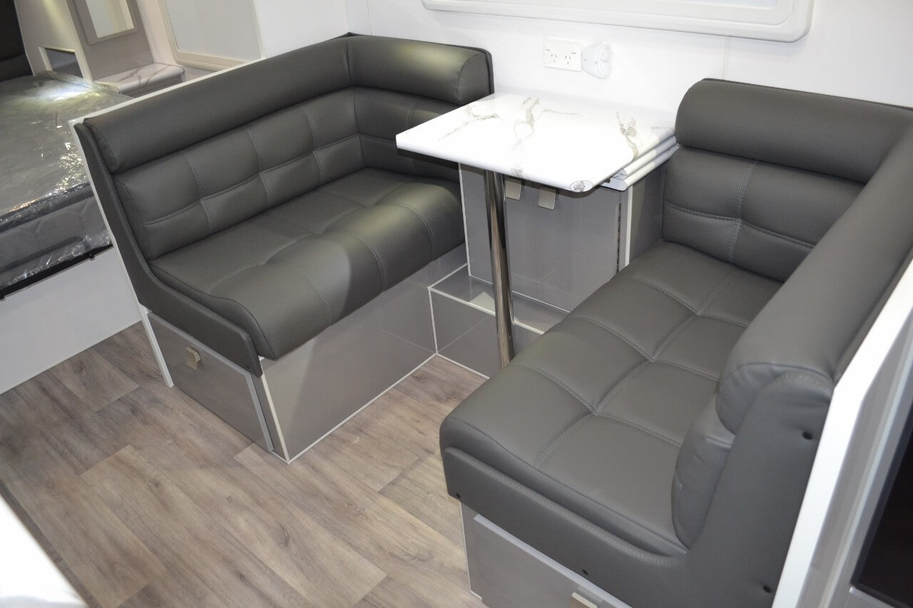 Montana Savannah 19ft6 Luxurious Off-Roader