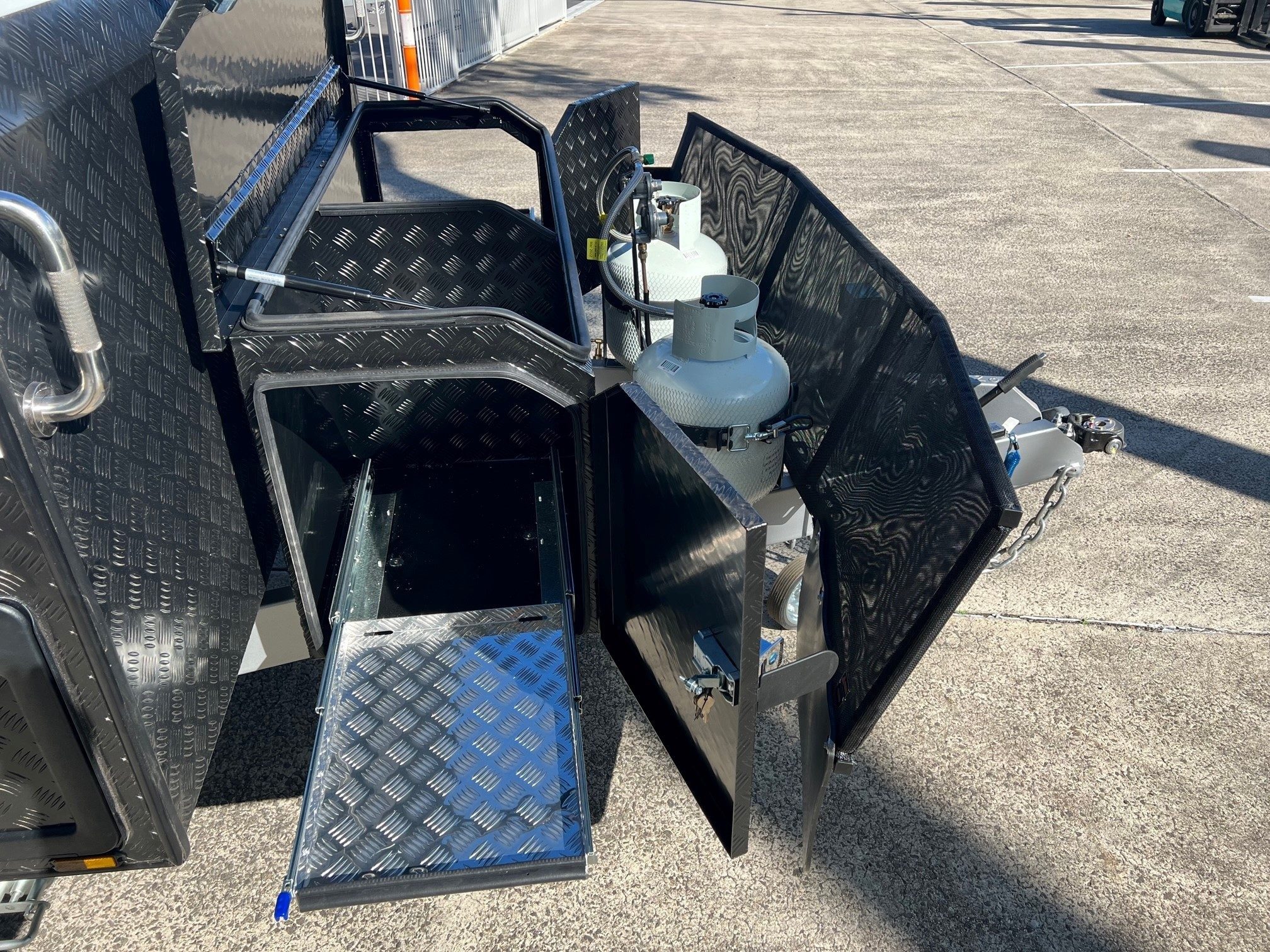 New Design 21ft6 Off-Road Double Bunk Family Trekker Caravan