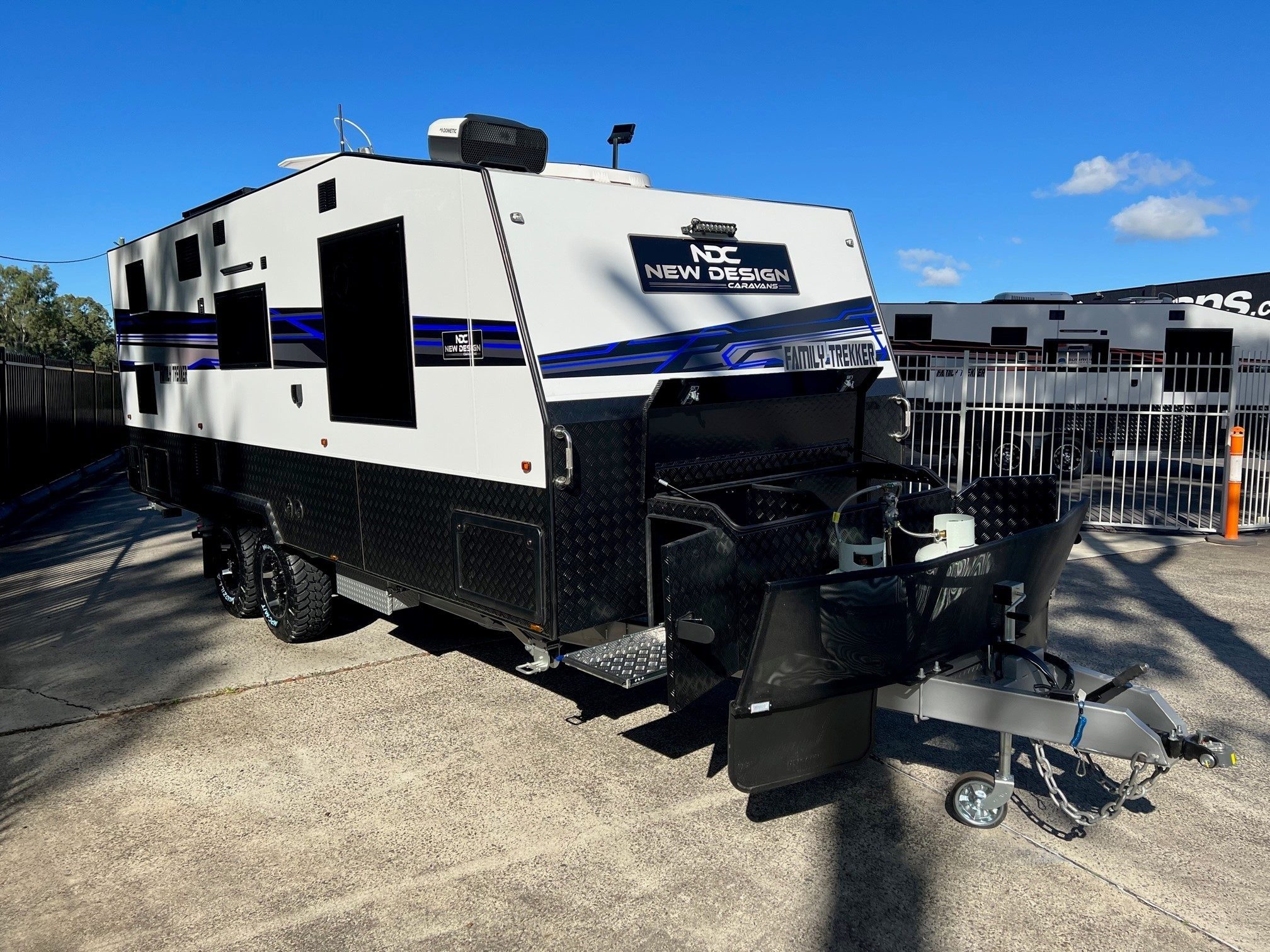 New Design 21ft6 Off-Road Double Bunk Family Trekker Caravan