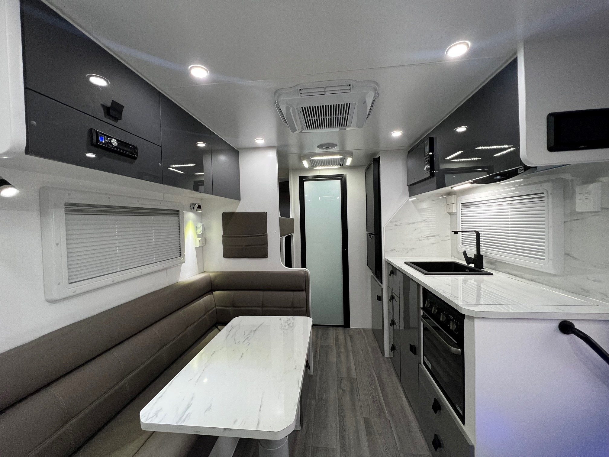 Sunset Family Haven 18ft6 Off-Road Double Bunk