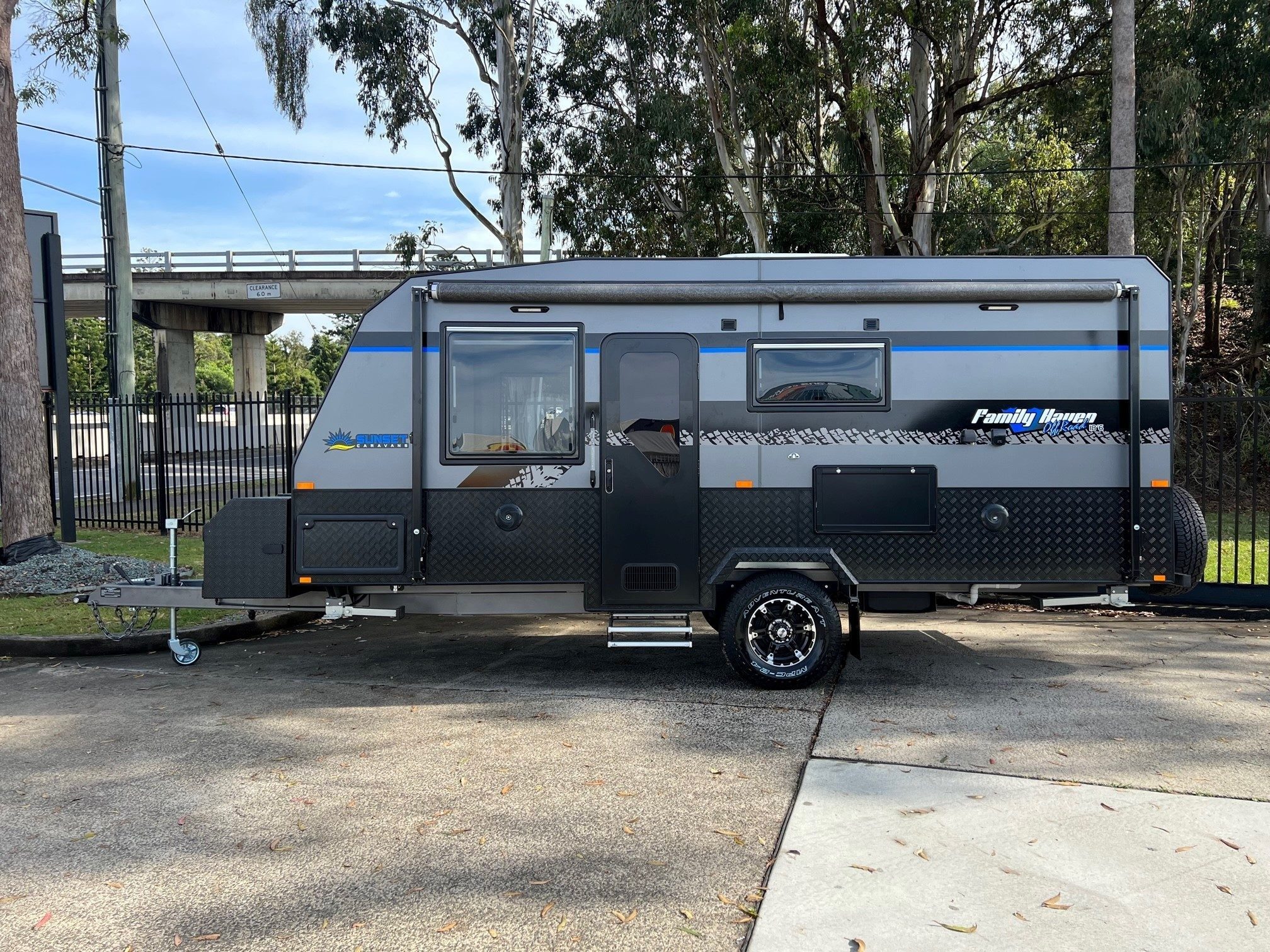 Sunset Family Haven 18ft6 Off-Road Double Bunk