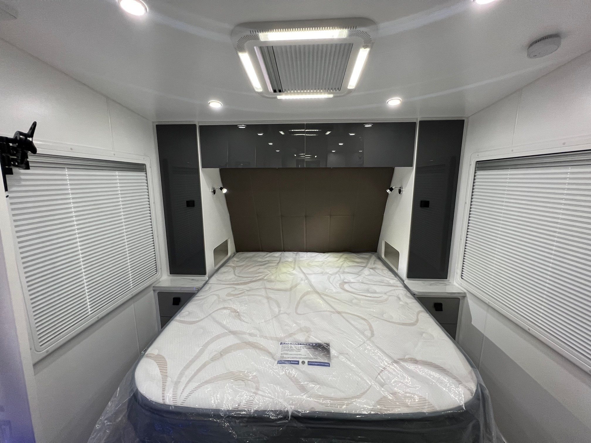 Sunset Family Haven 18ft6 Off-Road Double Bunk