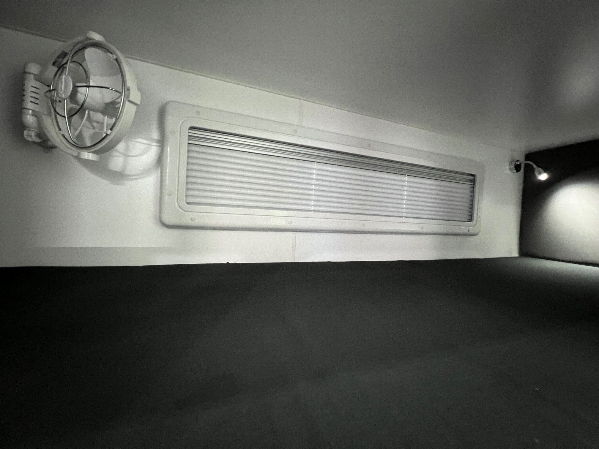 Sunset Family Haven 18ft6 Off-Road Triple Bunk