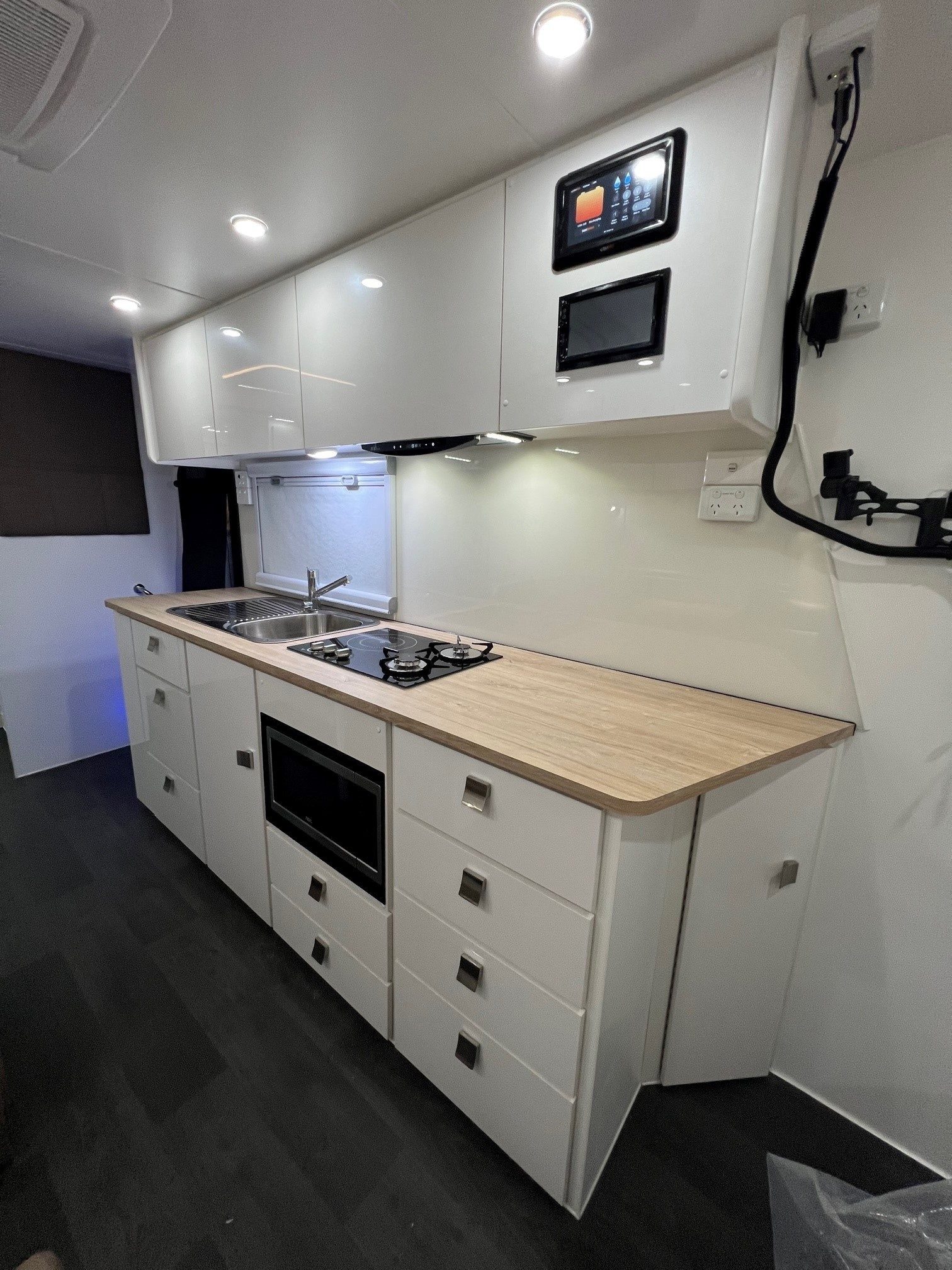 2024 New Design 22ft Off-Road Westbourne Caravan