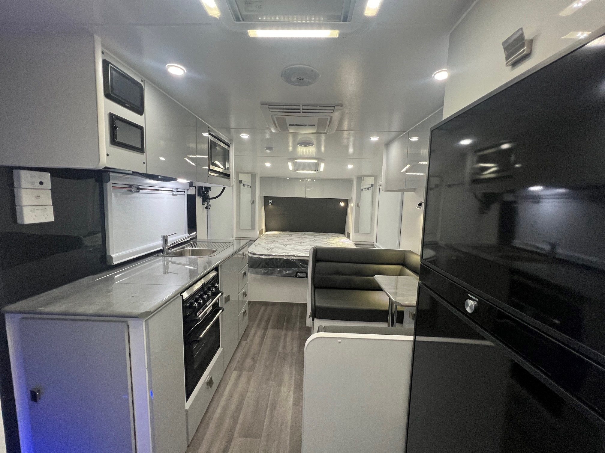 2022 Sunset Wildtrekker 18ft9 Offroad Caravan