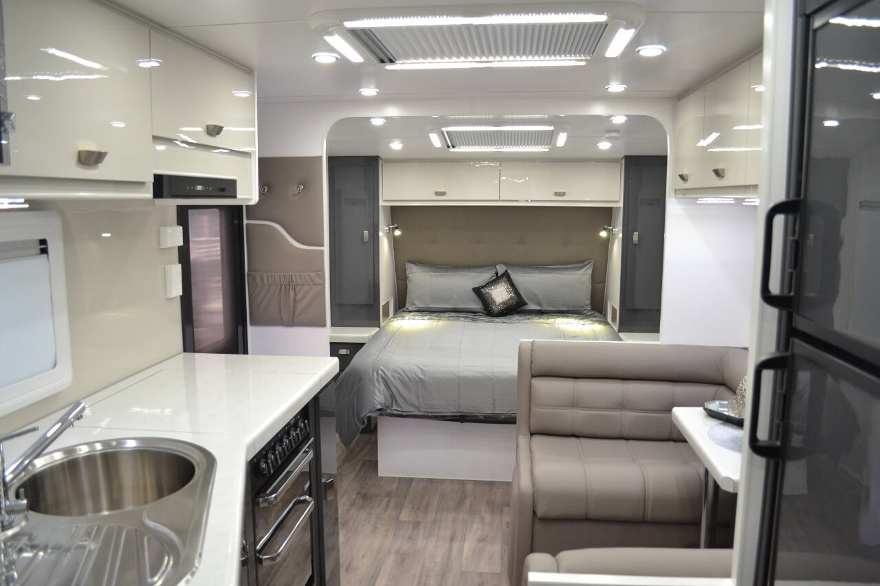 Montana Parklands 20ft6 Angled Kitchen