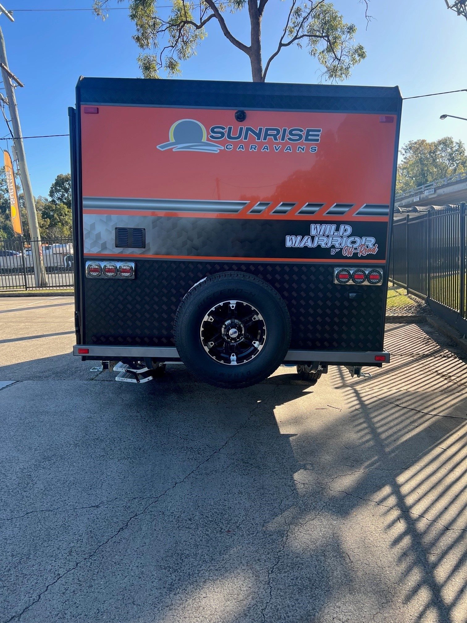 2025 Sunrise Wild Warrior 17ft Offroad Caravan