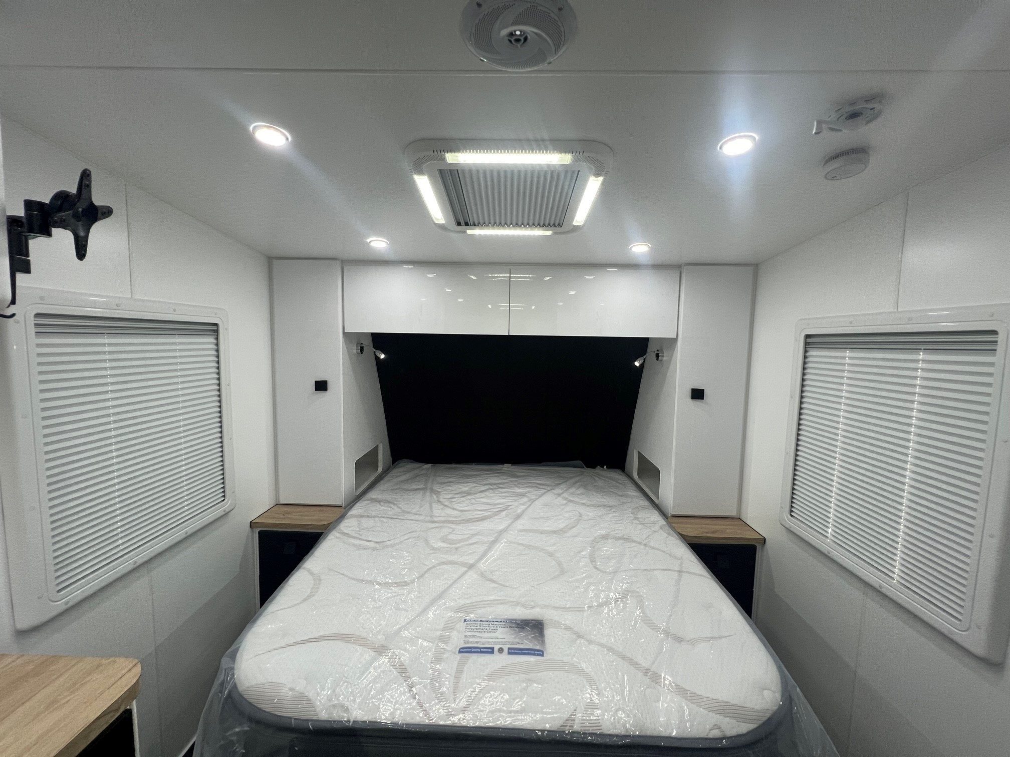 2025 Sunrise Wild Warrior 17ft Offroad Caravan