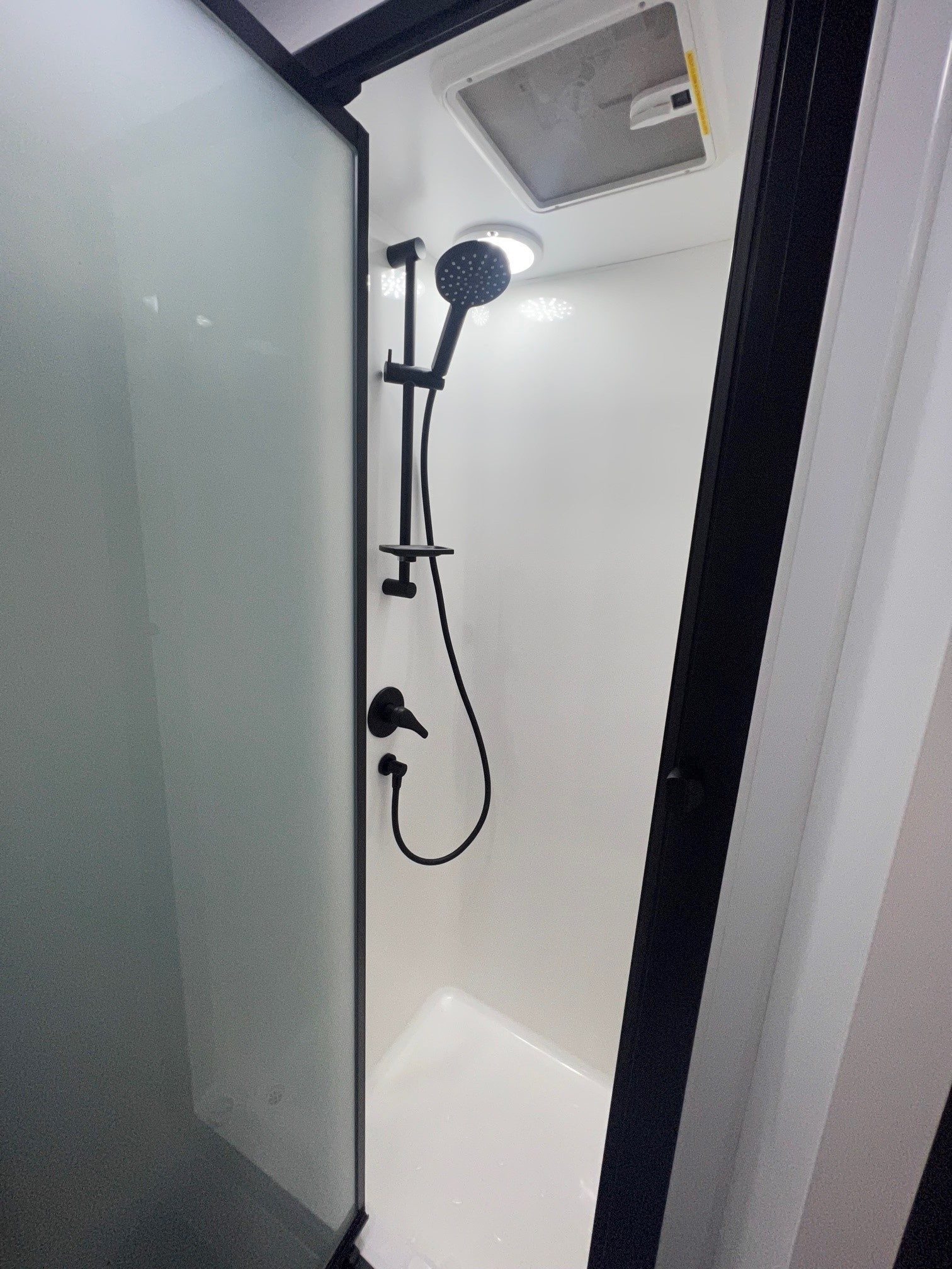 2025 Sunrise Wild Warrior 17ft Offroad Caravan