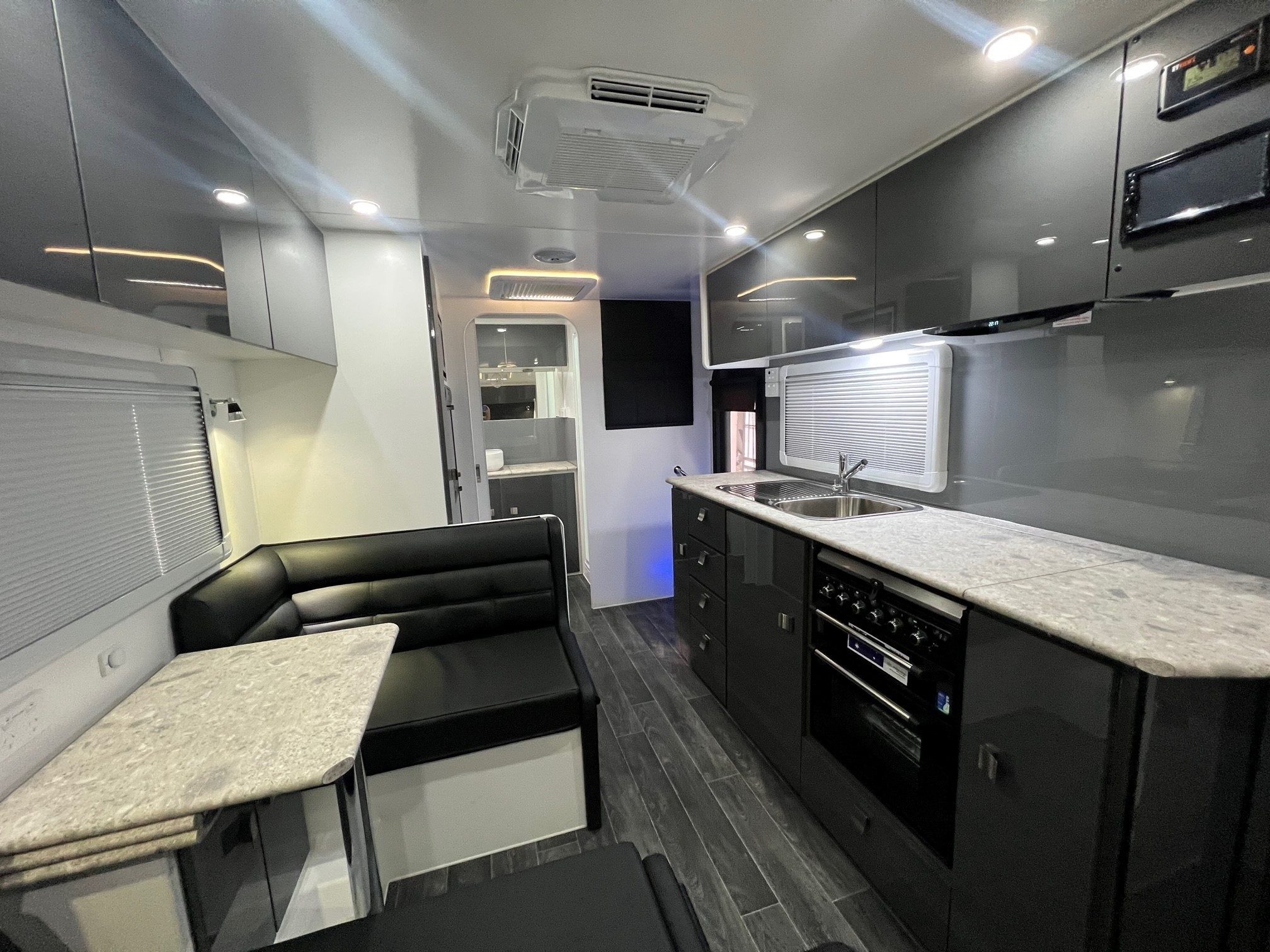 2022 New Design Caravan 21ft Westbourne