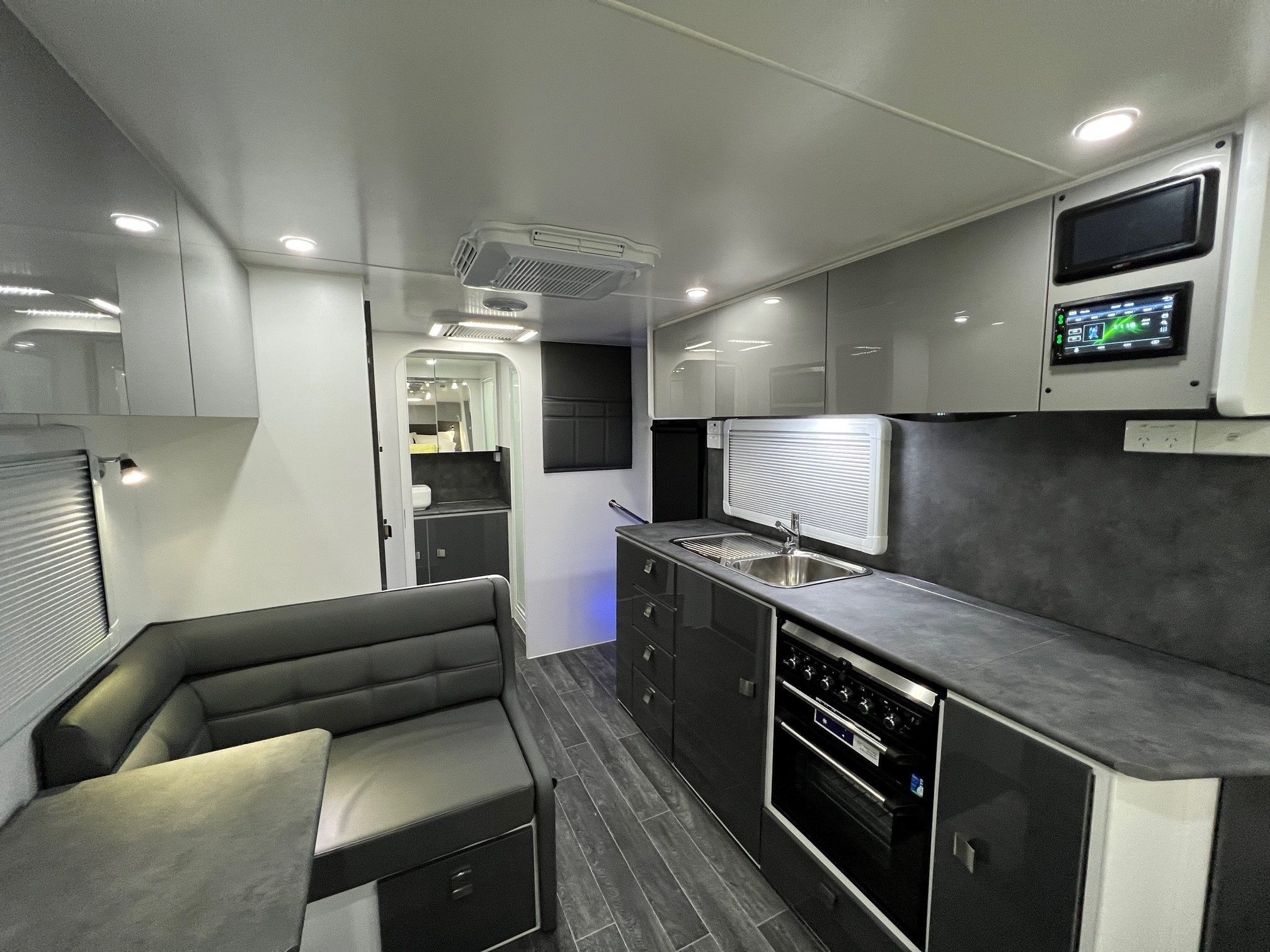 New Design Caravans 21ft Expedition XL OffRoad