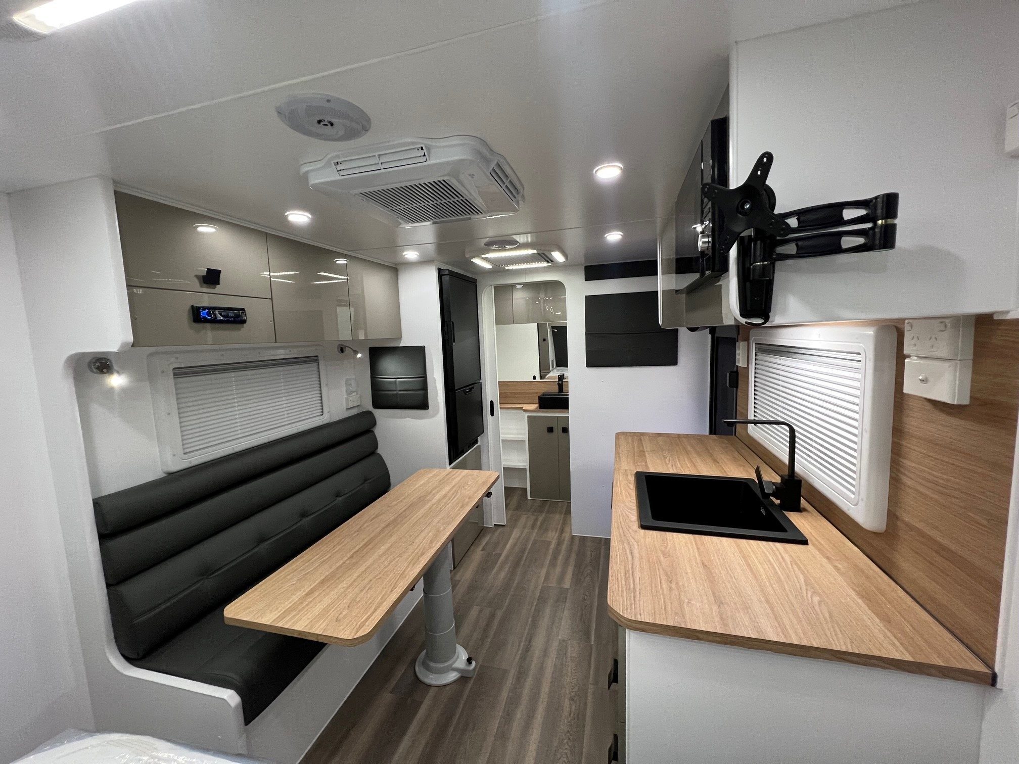 2024 Sunset Wildtrekker 17ft Offroad Caravan