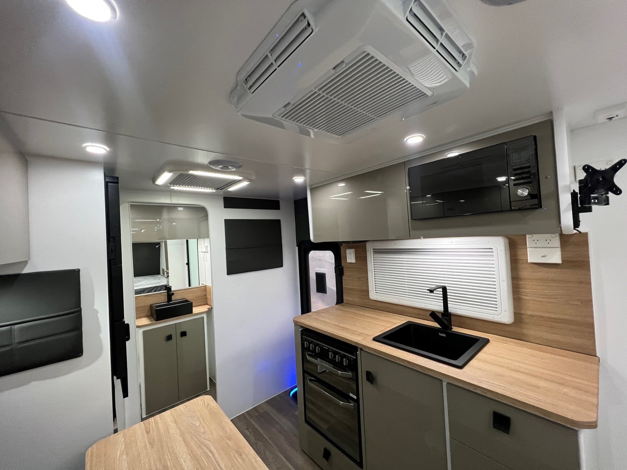 2024 Sunset Wildtrekker 17ft Offroad Caravan