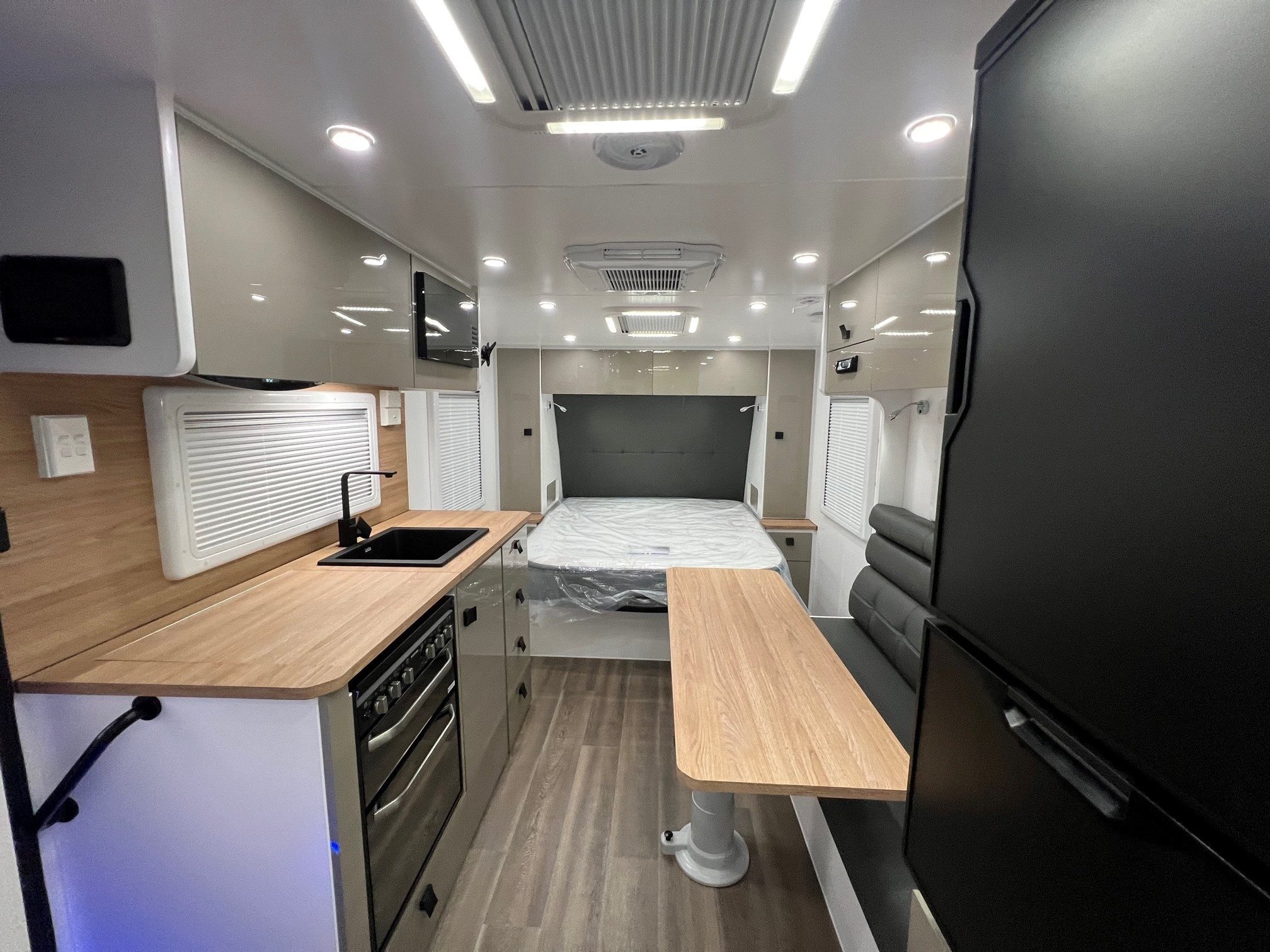 2024 Sunset Wildtrekker 17ft Offroad Caravan